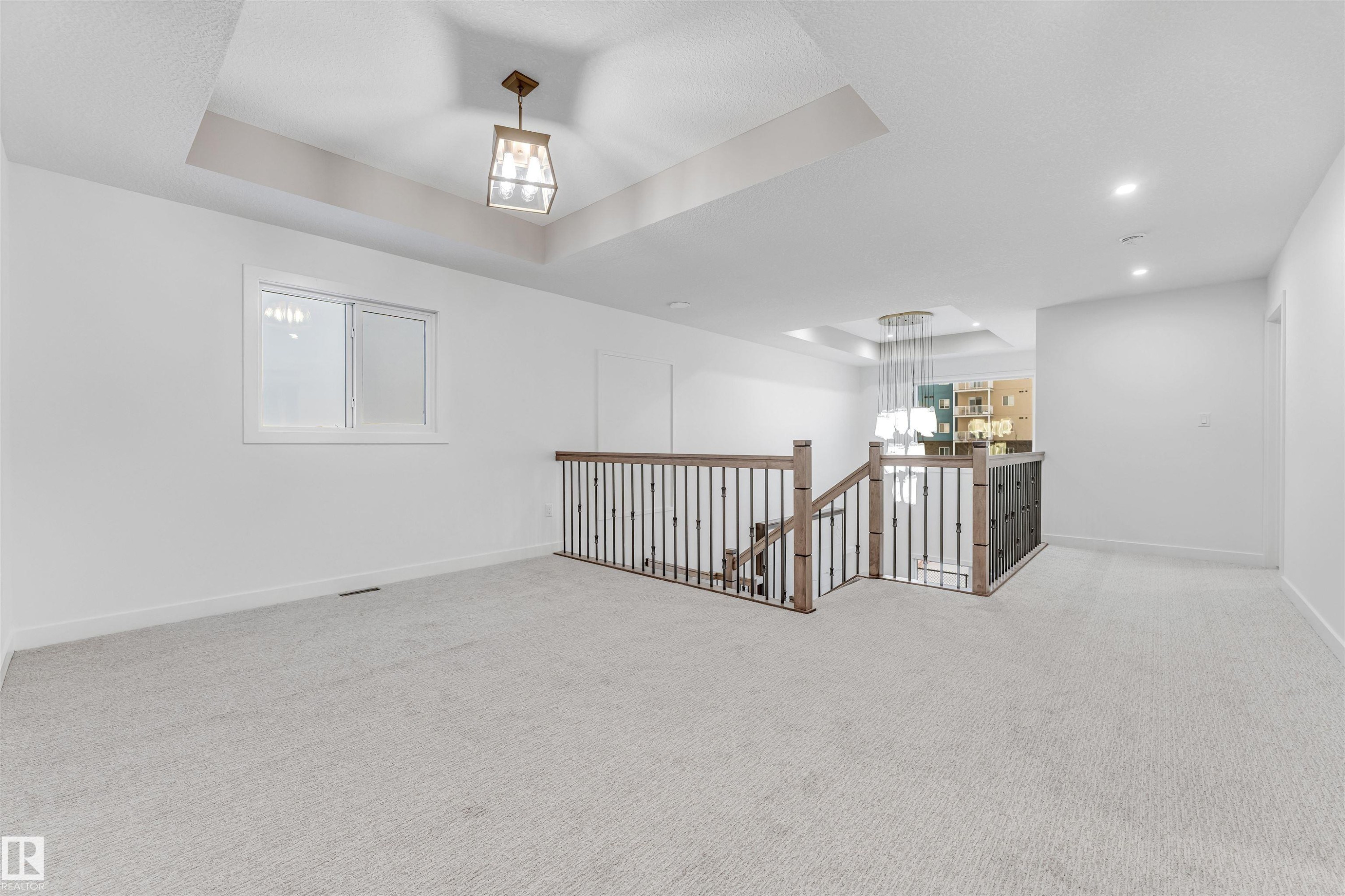 136 Creekside Lane, Leduc, AB - Indoor Photo Showing Other Room