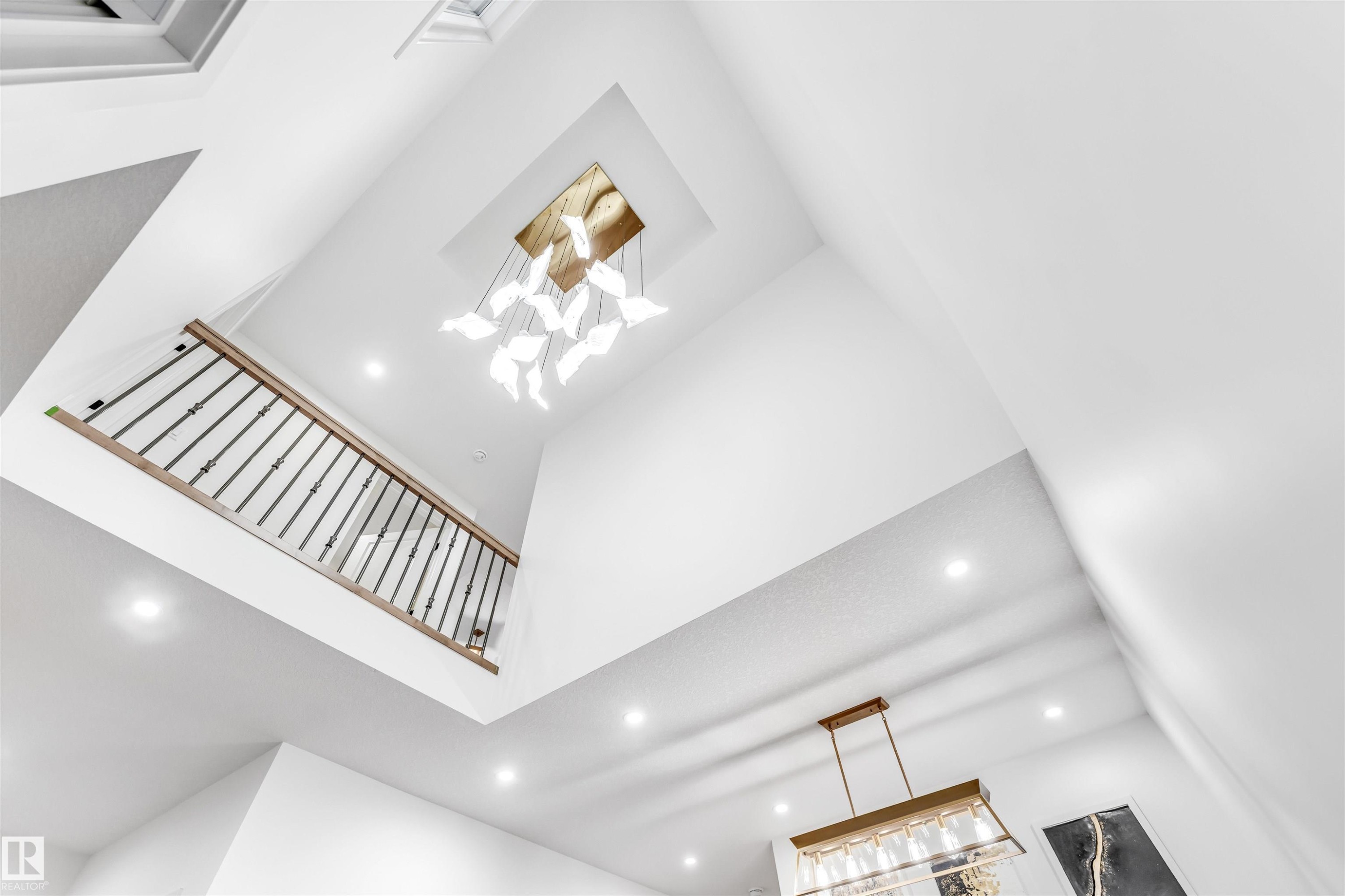 136 Creekside Lane, Leduc, AB - Indoor Photo Showing Other Room