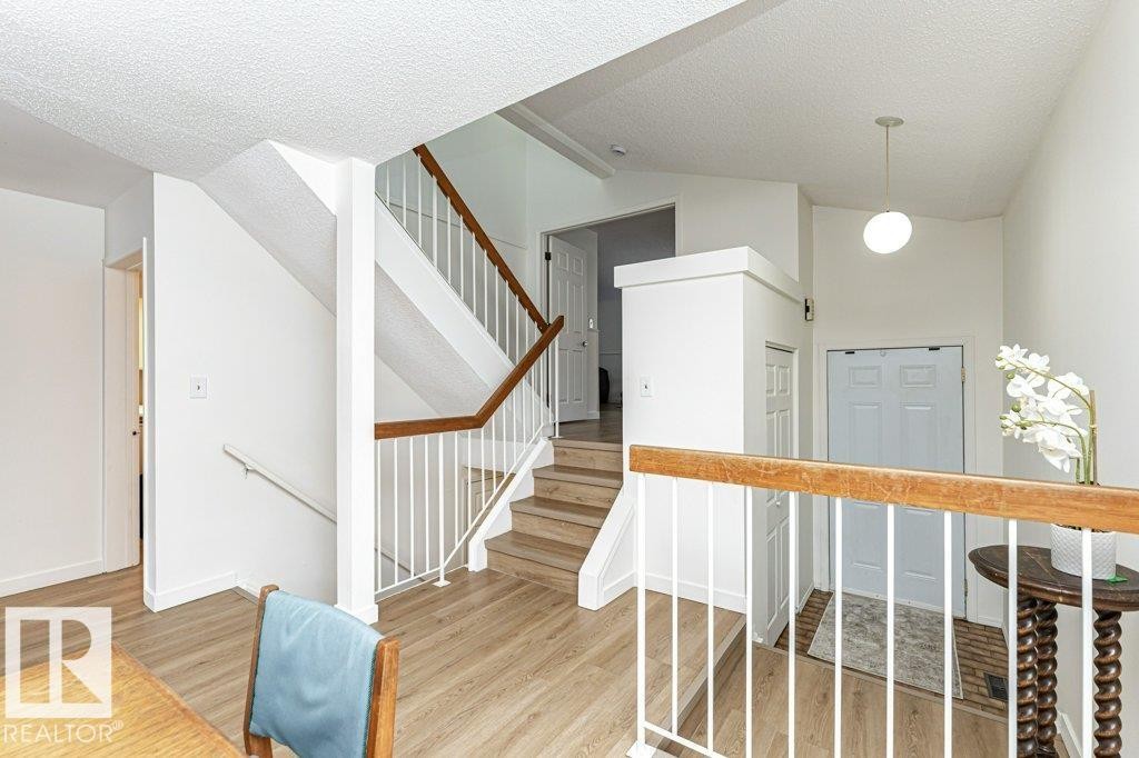 14916 43 Avenue, Edmonton, AB - Indoor Photo Showing Other Room