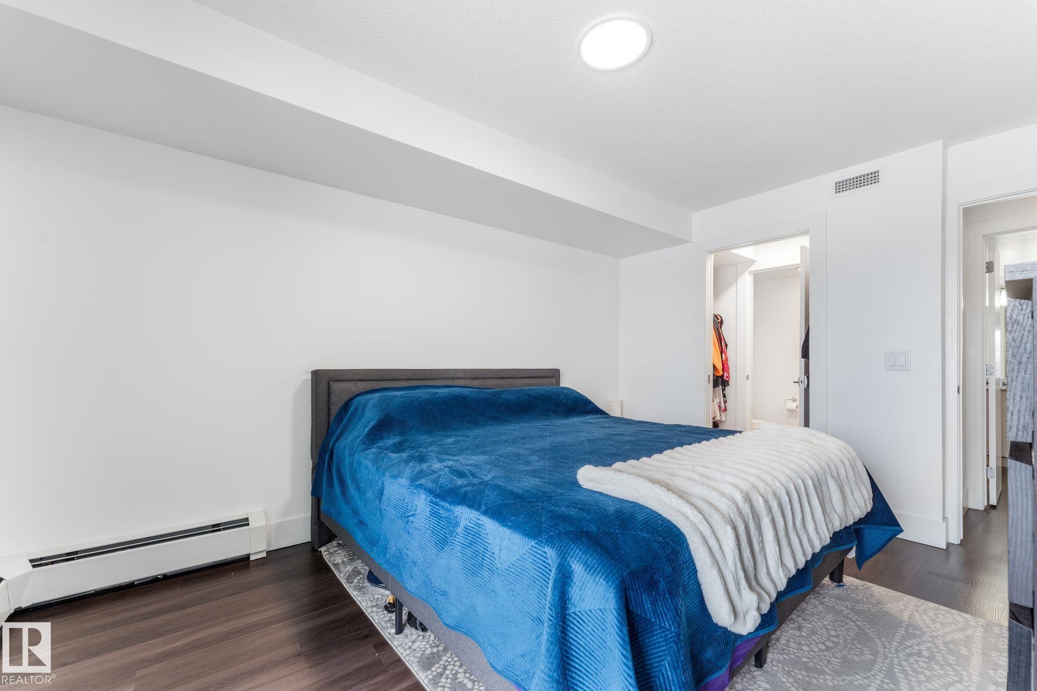 302 9504 182 Street, Edmonton, AB - Indoor Photo Showing Bedroom