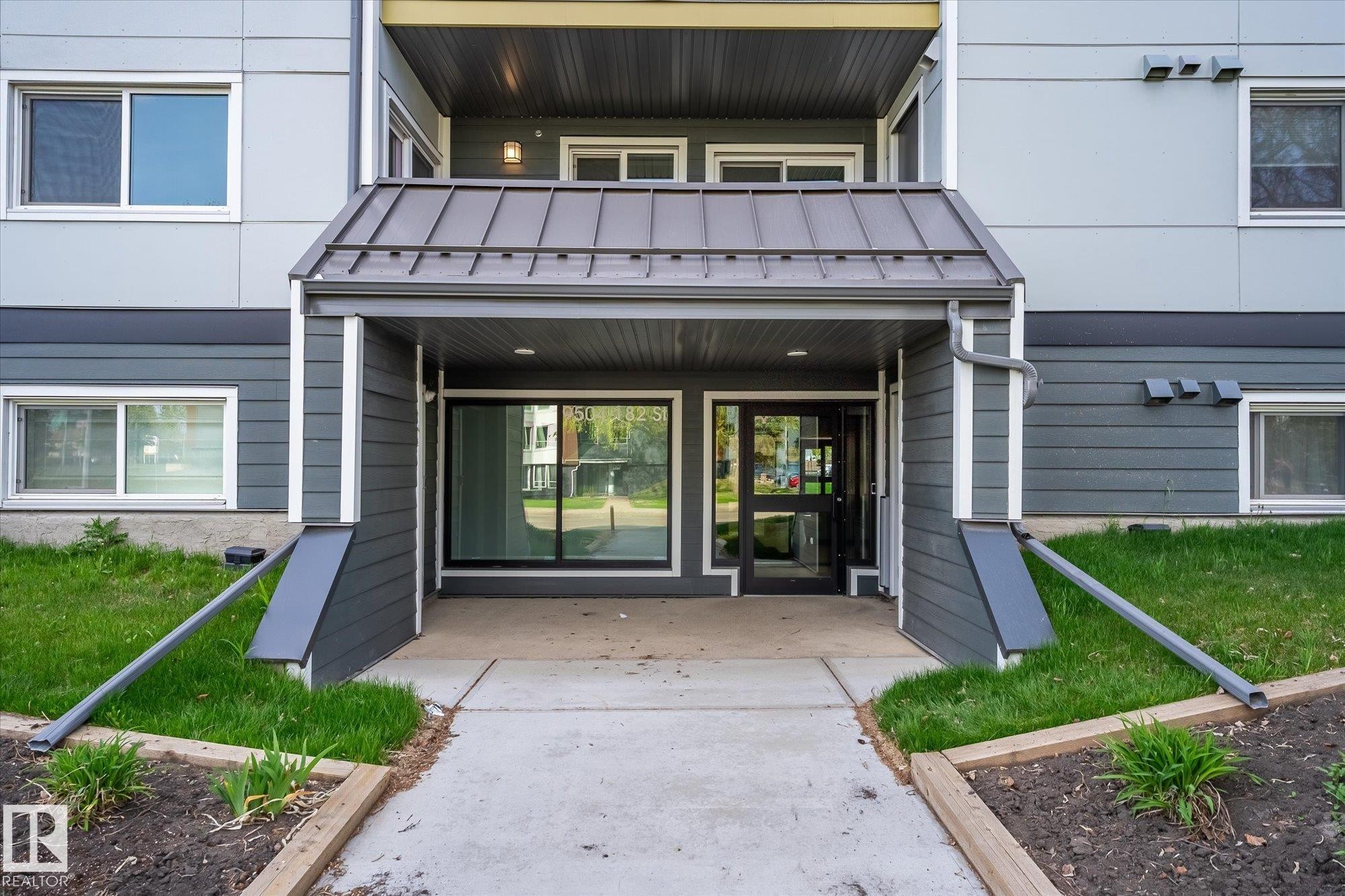 302 9504 182 Street, Edmonton, AB - Outdoor With Balcony With Exterior