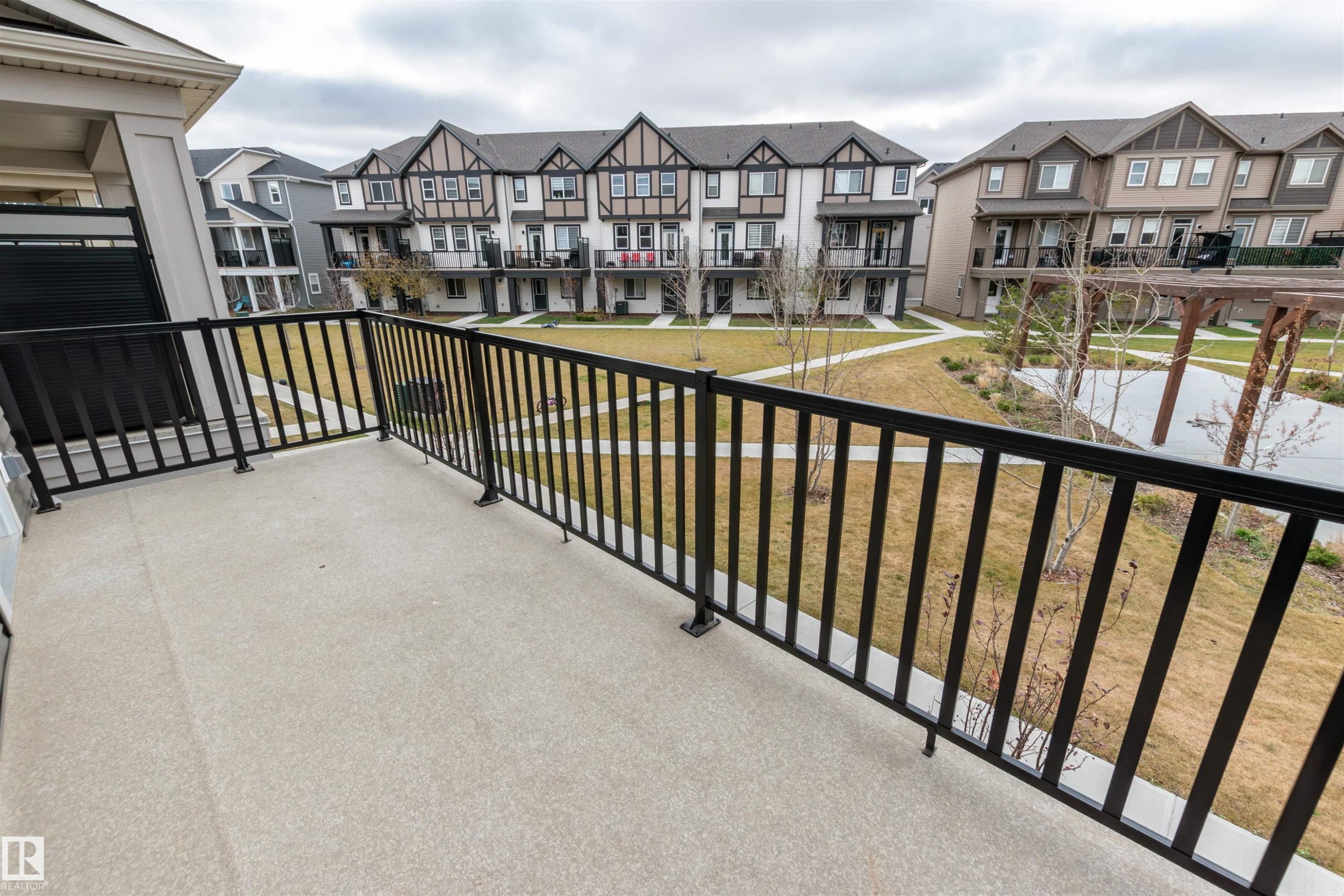 105 2072 Wonnacott Way, Edmonton, AB - Outdoor