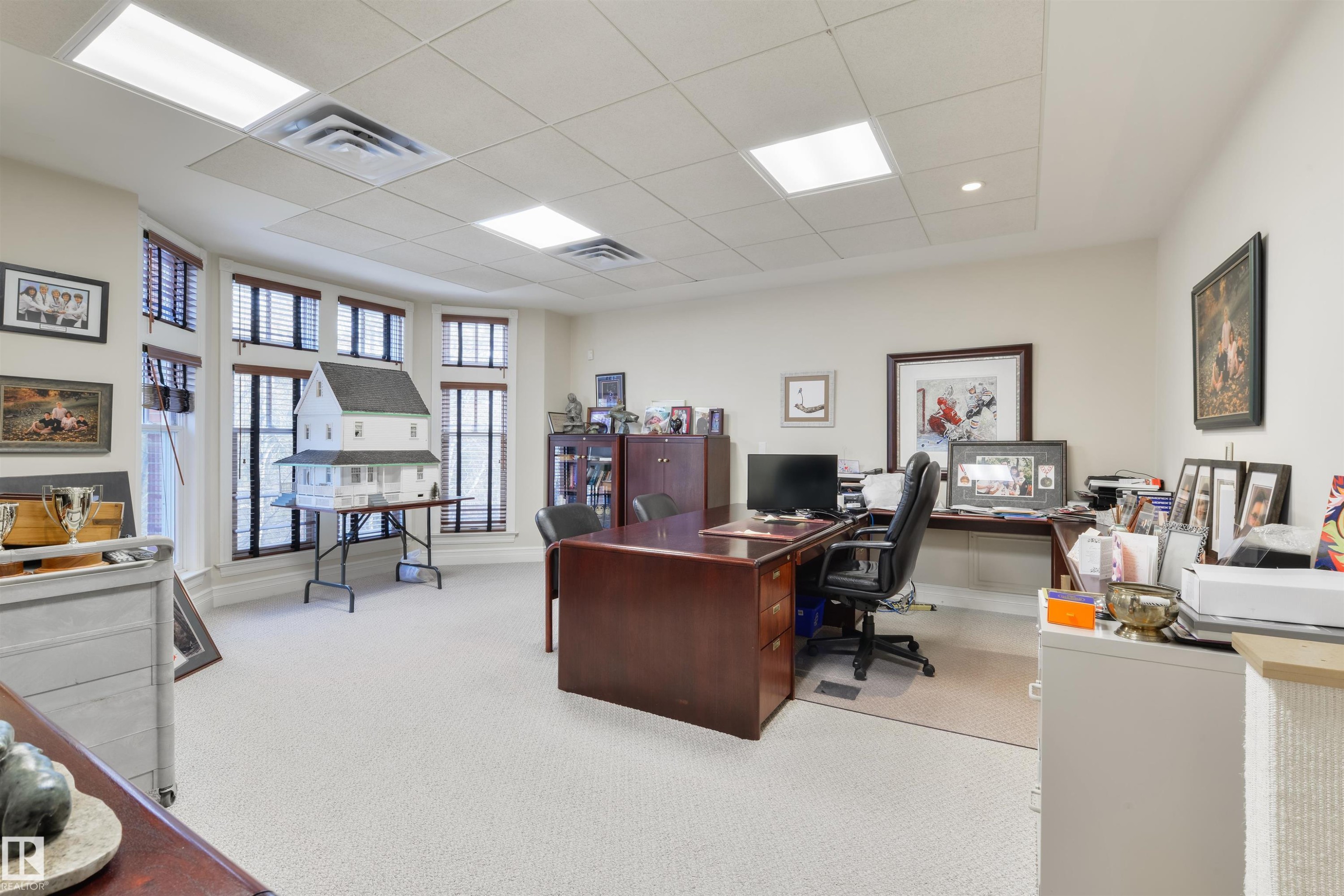 108 Westbrook Drive, Edmonton, AB - Indoor Photo Showing Office