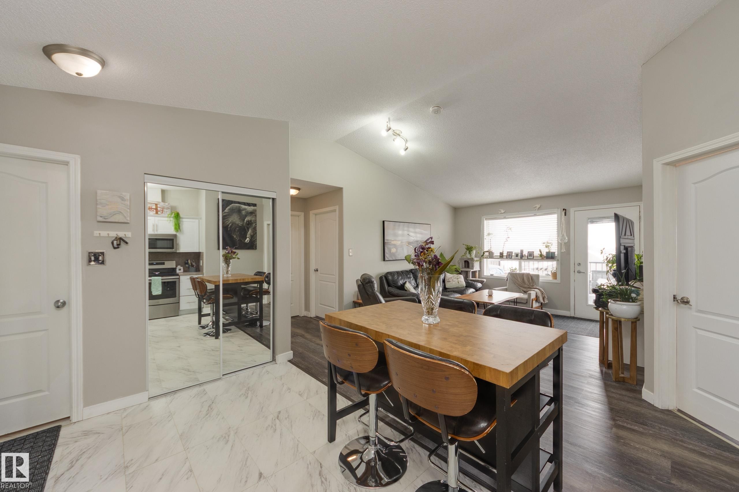 2412 9357 Simpson Drive, Edmonton, AB - Indoor Photo Showing Other Room