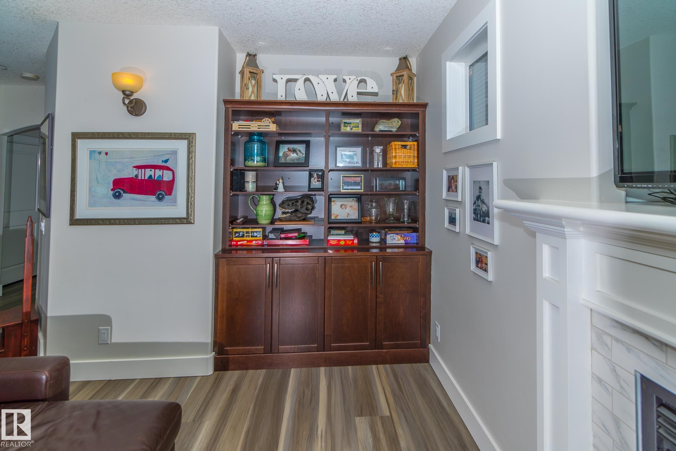 6152 Stinson Way, Edmonton, AB - Indoor