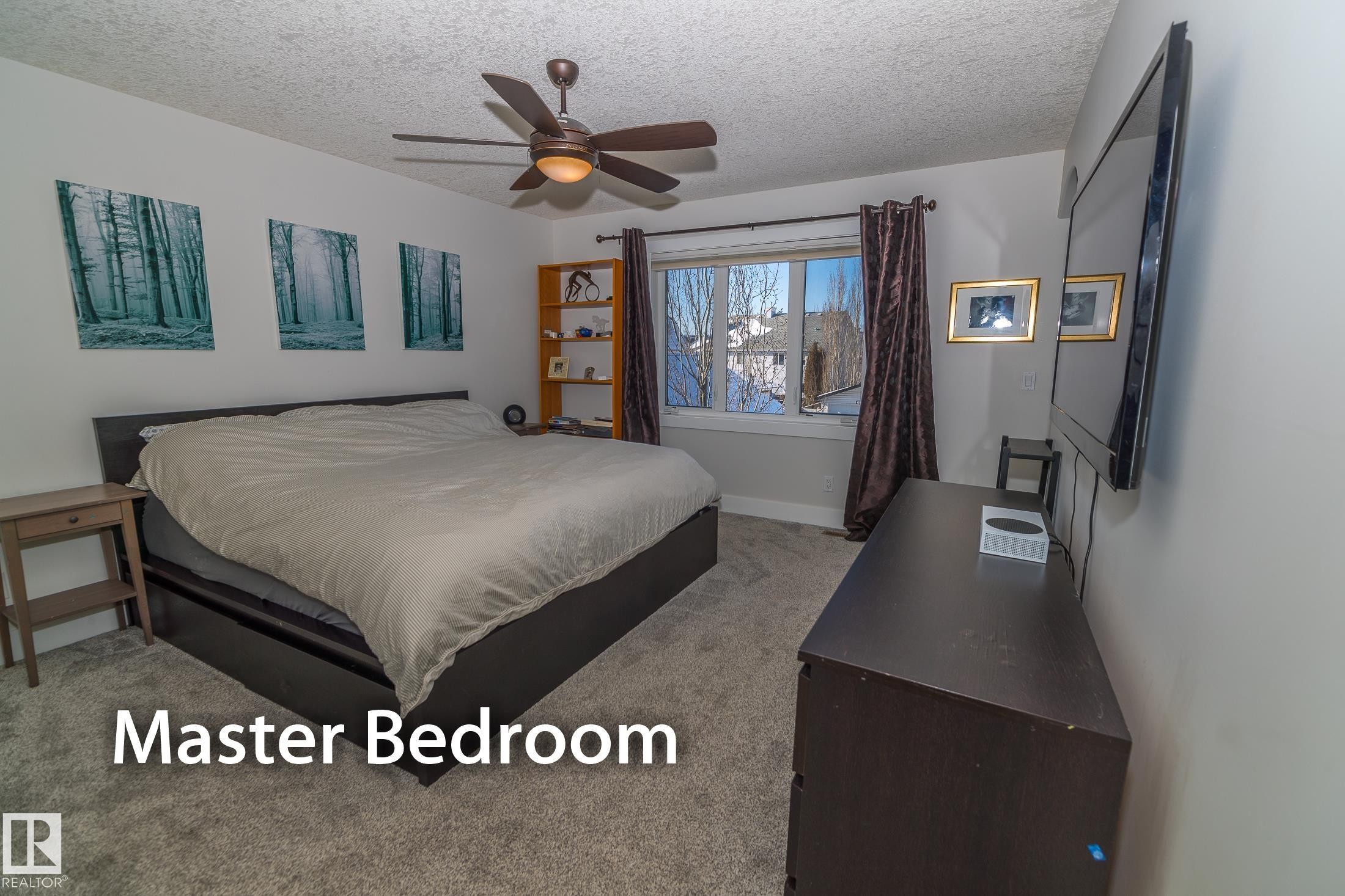 6152 Stinson Way, Edmonton, AB - Indoor Photo Showing Bedroom