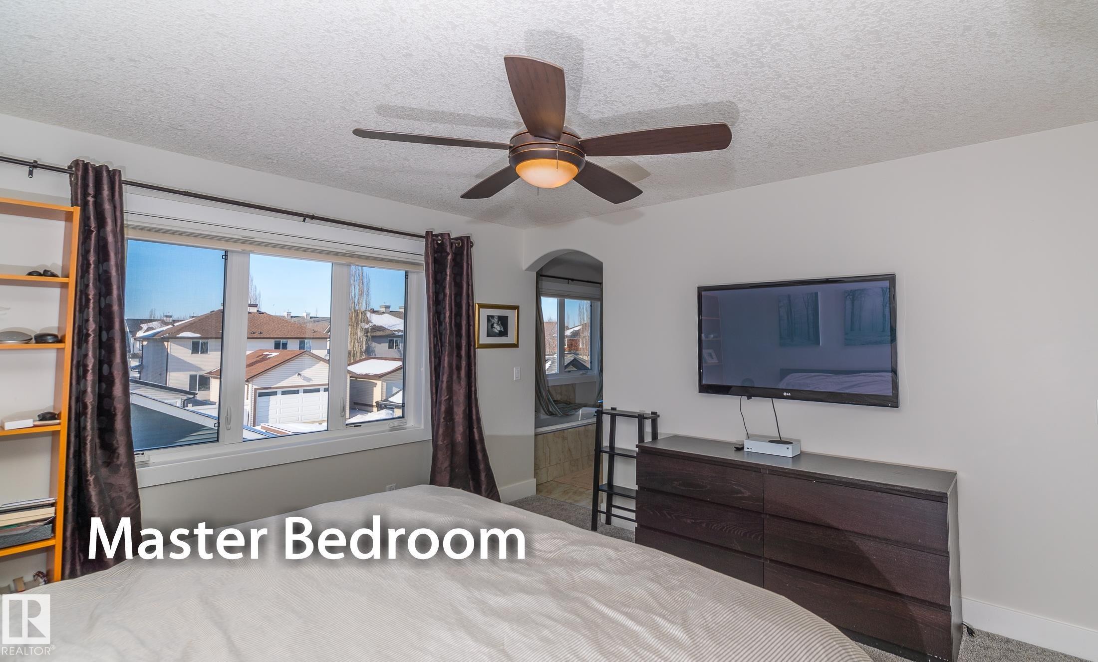 6152 Stinson Way, Edmonton, AB - Indoor Photo Showing Other Room