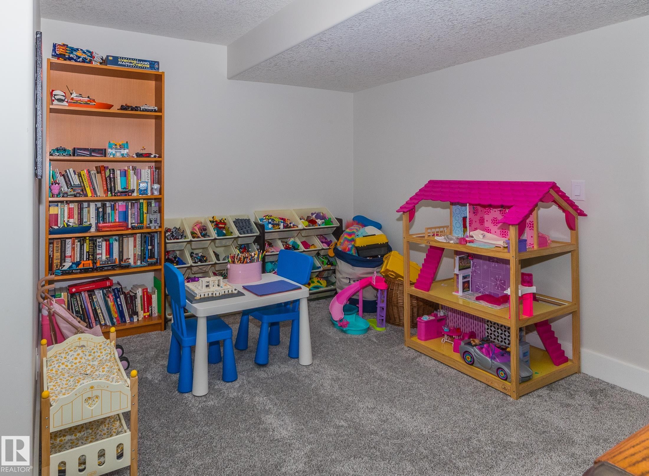 6152 Stinson Way, Edmonton, AB - Indoor Photo Showing Other Room