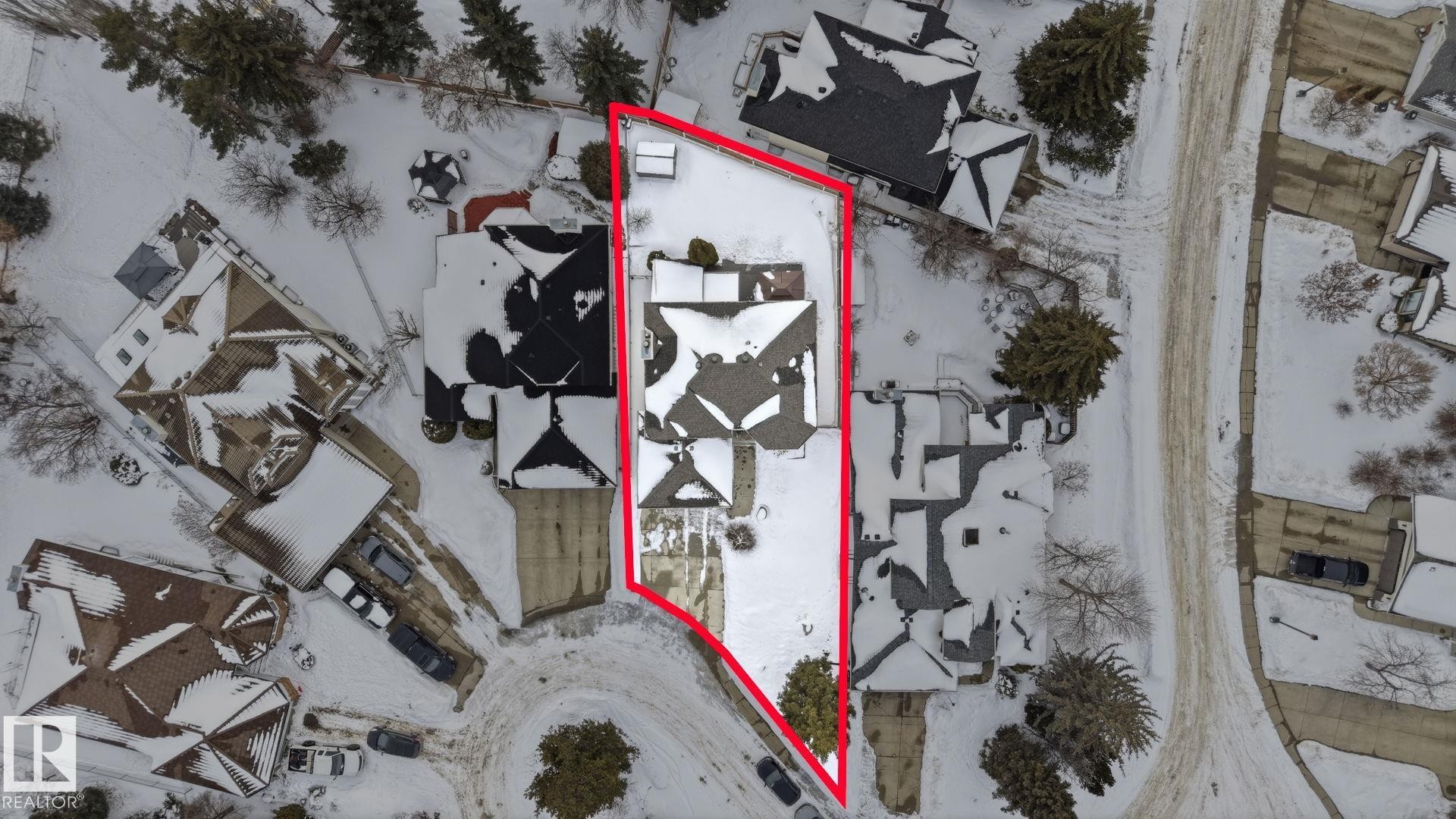 11019 10 Avenue, Edmonton, AB -