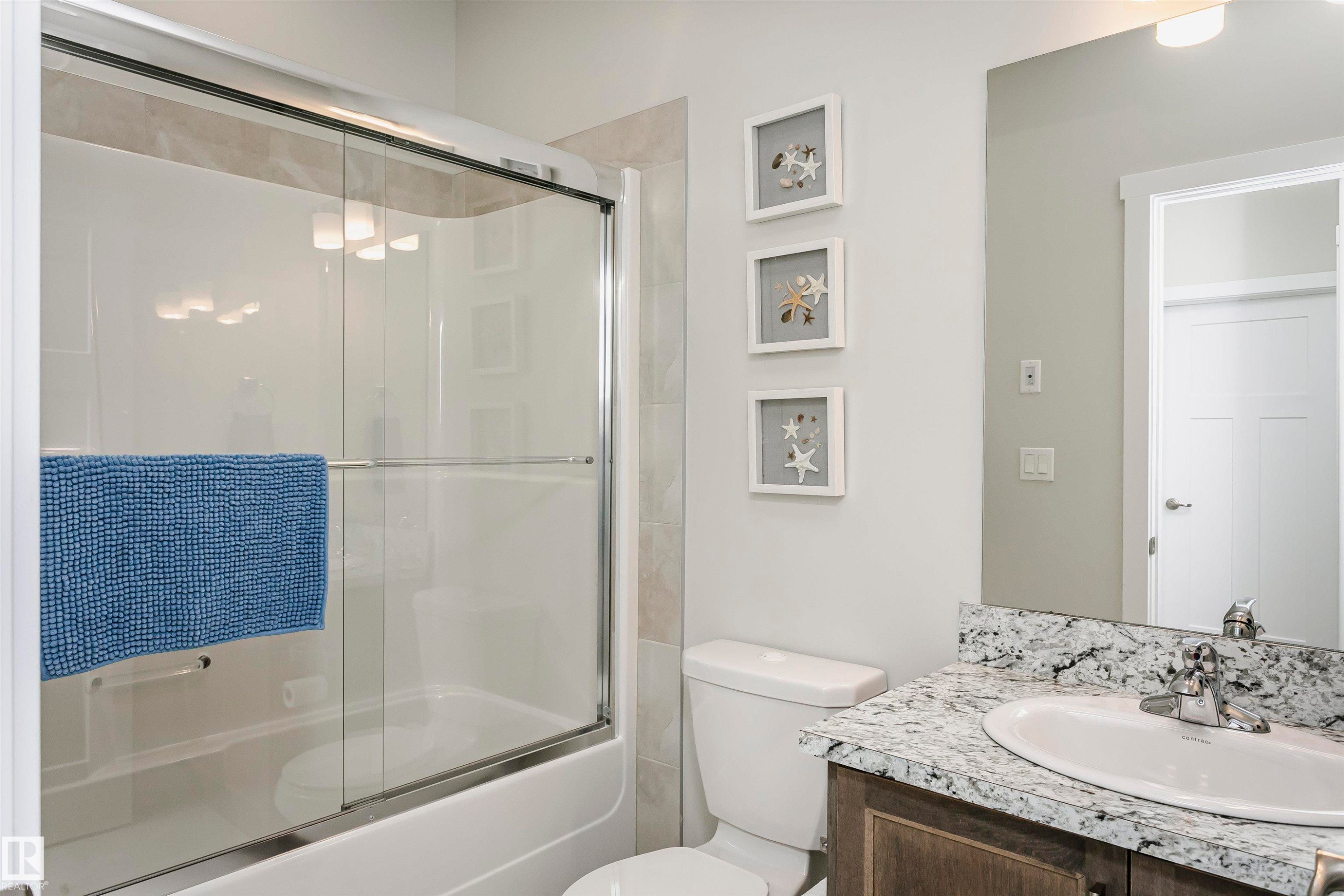 611 55101 Ste Anne Trail, Rural Lac Ste. Anne County, AB - Indoor Photo Showing Bathroom