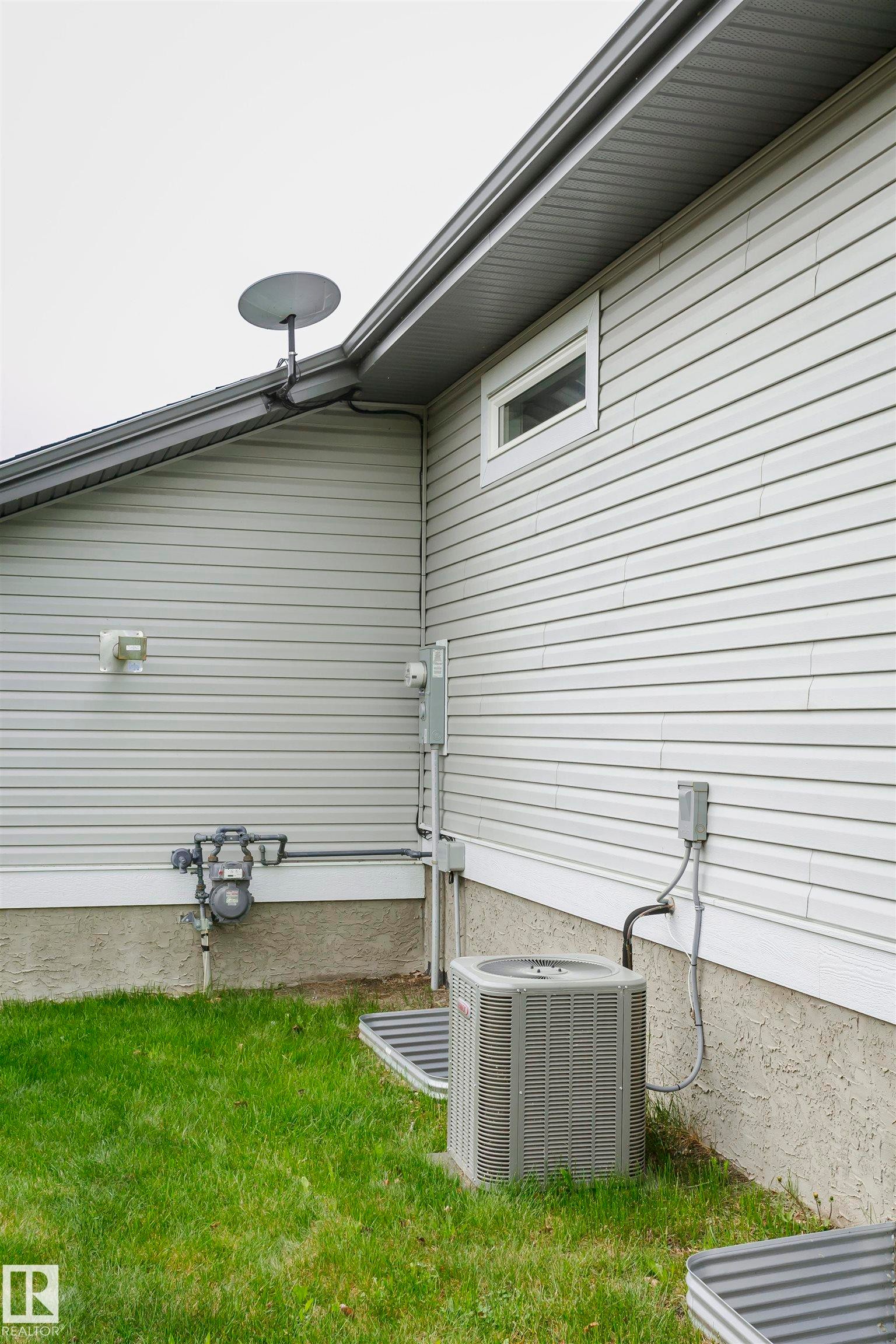611 55101 Ste Anne Trail, Rural Lac Ste. Anne County, AB - Outdoor With Exterior