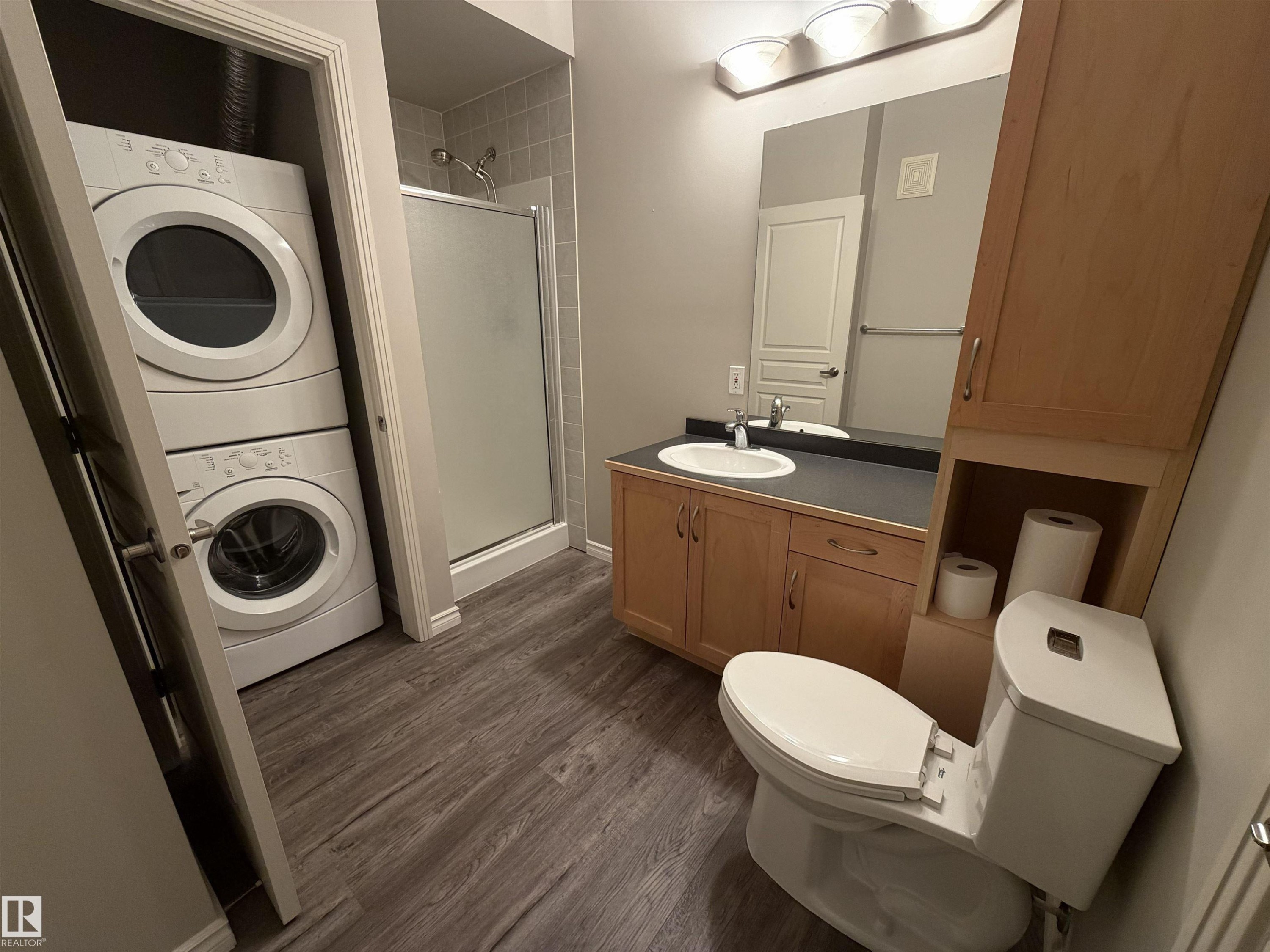 113 9507 101 Avenue, Edmonton, AB - Indoor Photo Showing Laundry Room