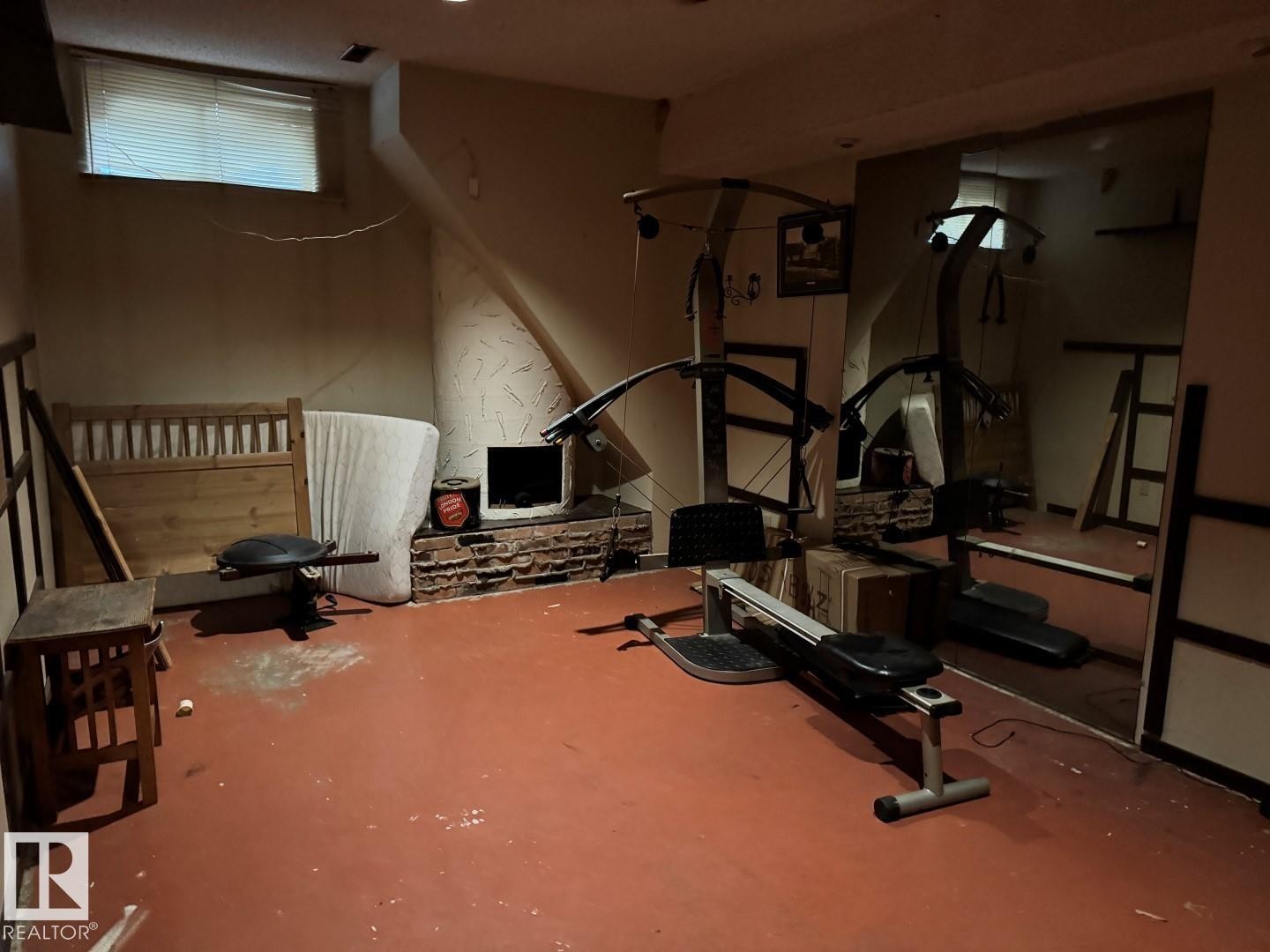 6612 36A Avenue, Edmonton, AB - Indoor