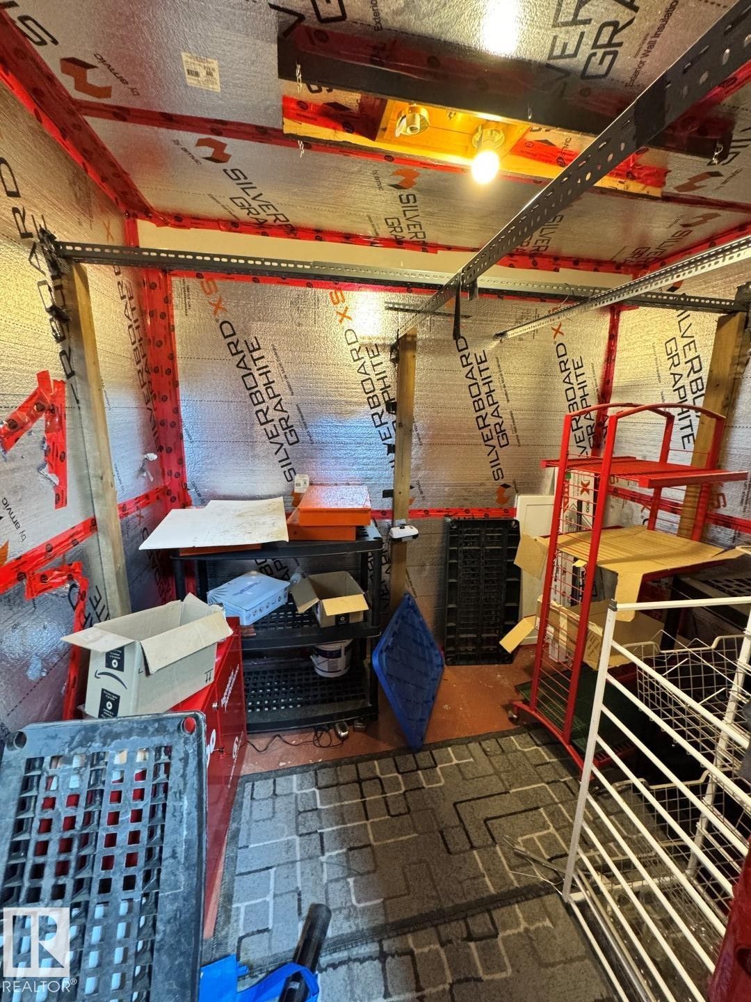 6612 36A Avenue, Edmonton, AB - Indoor