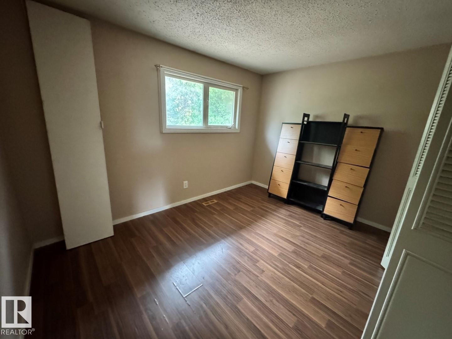 6612 36A Avenue, Edmonton, AB - Indoor