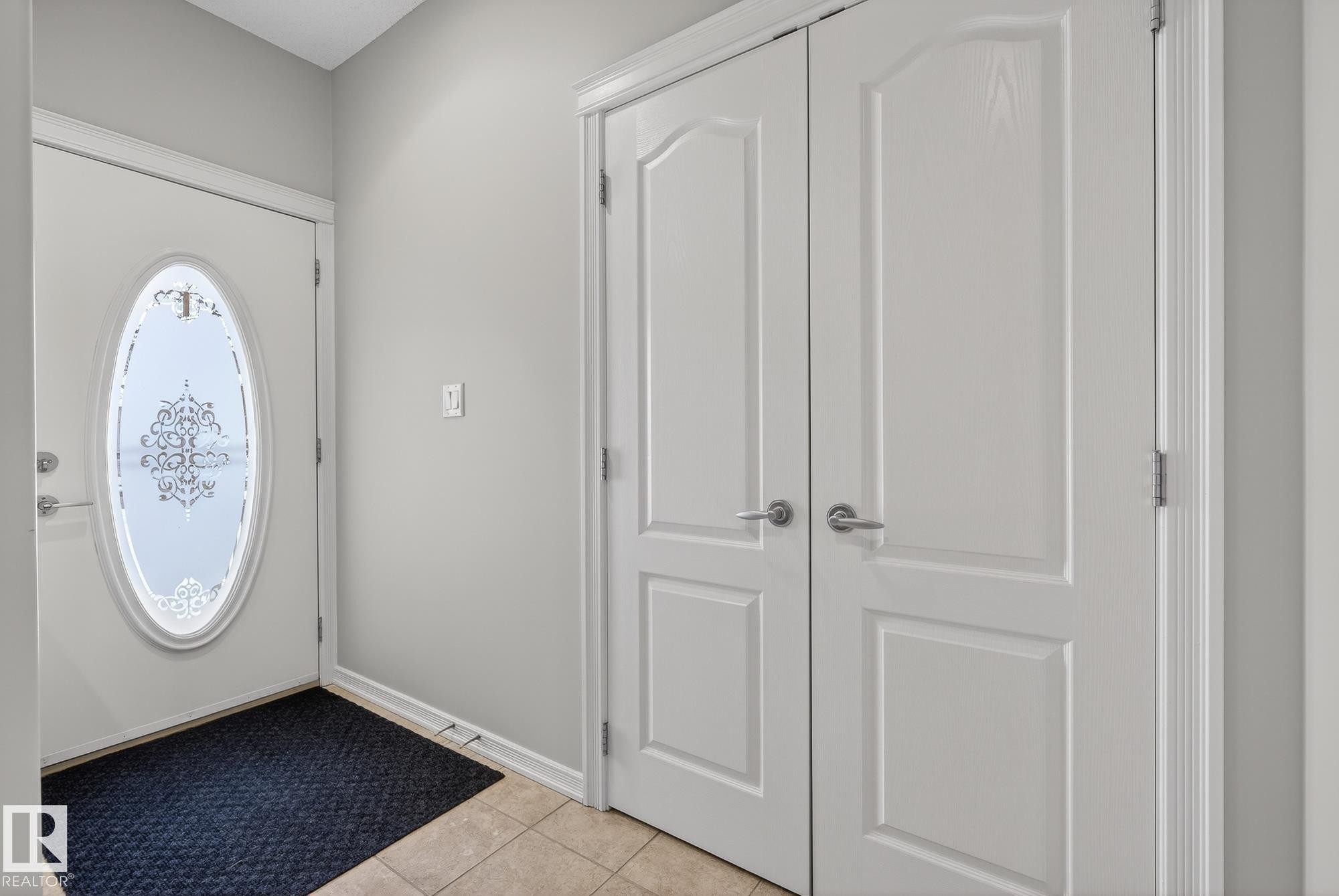 36 3003 34 Avenue, Edmonton, AB - Indoor Photo Showing Other Room