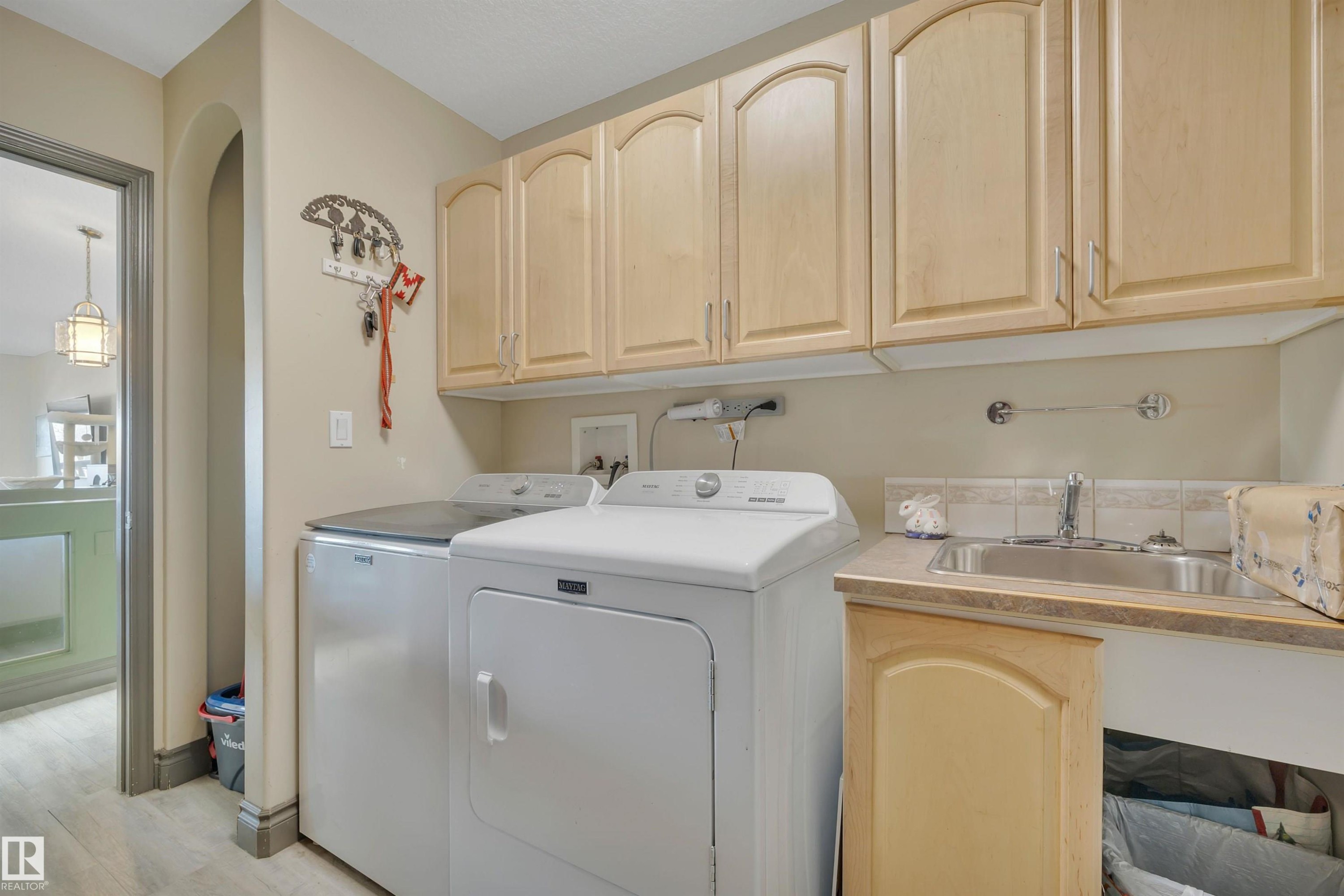 115 Parkside Drive, Wetaskiwin, AB - Indoor Photo Showing Laundry Room