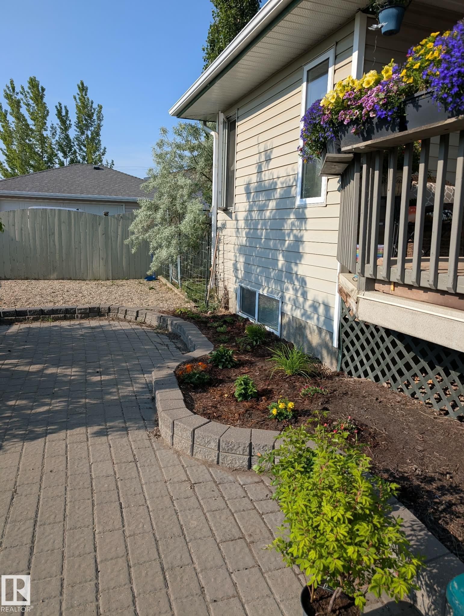 115 Parkside Drive, Wetaskiwin, AB - Outdoor With Deck Patio Veranda