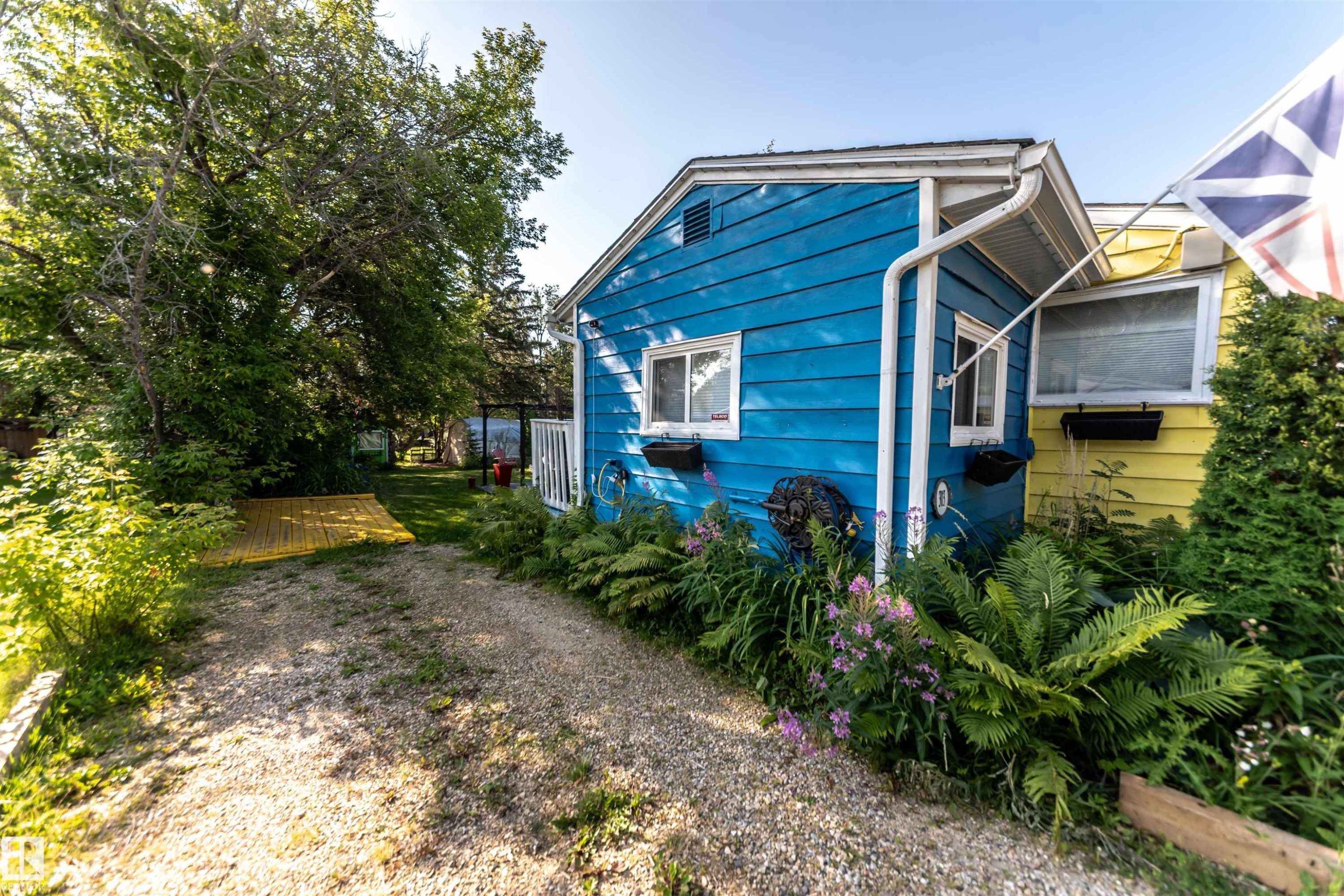 303 3 Street, Rural Lac Ste. Anne County, AB - Outdoor