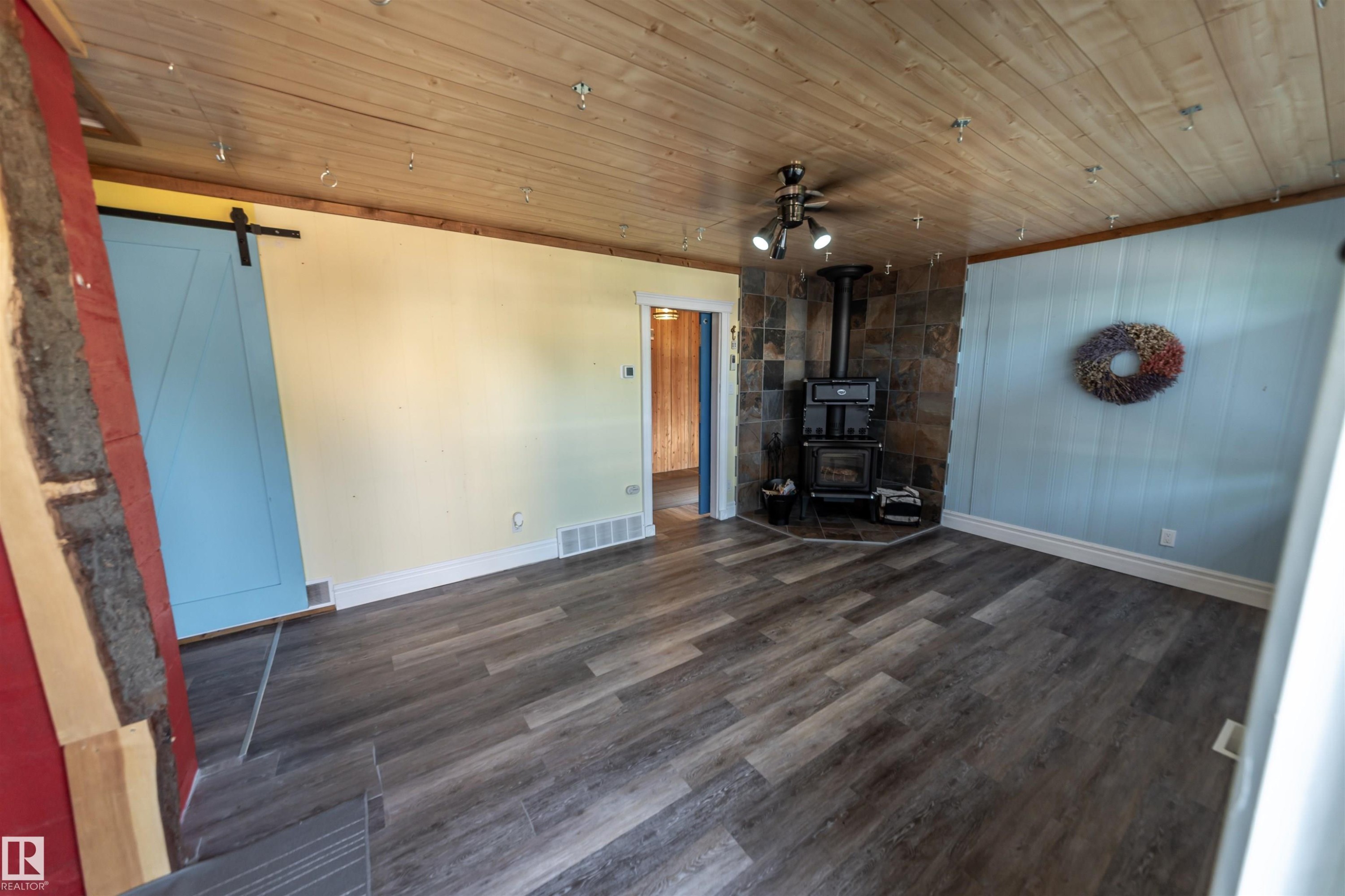 303 3 Street, Rural Lac Ste. Anne County, AB - Outdoor