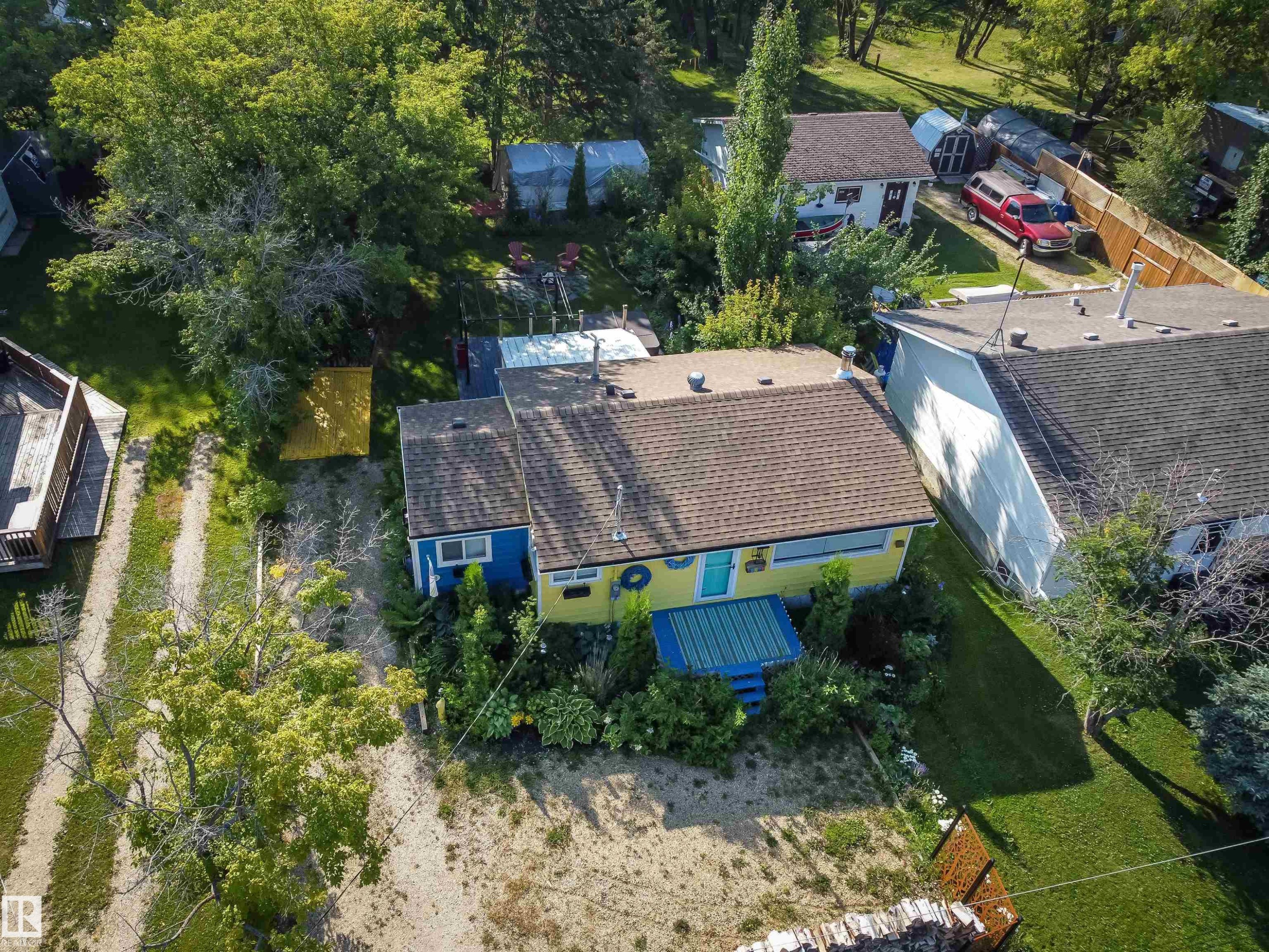 303 3 Street, Rural Lac Ste. Anne County, AB - Outdoor