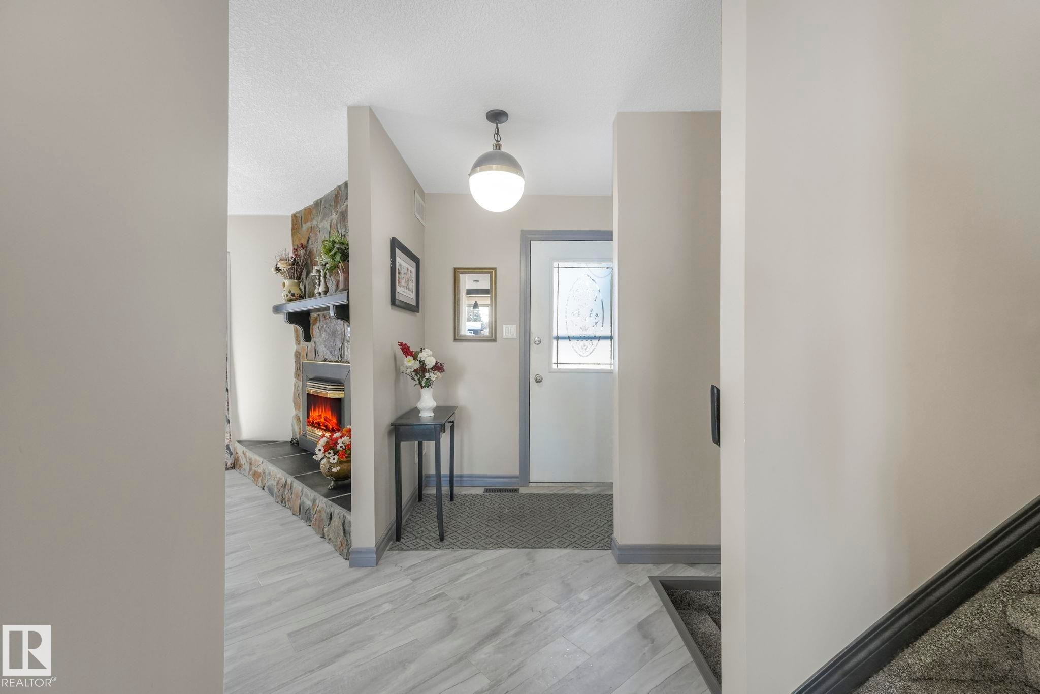 4835 60 Street, Rural Lac Ste. Anne County, AB - Indoor Photo Showing Other Room
