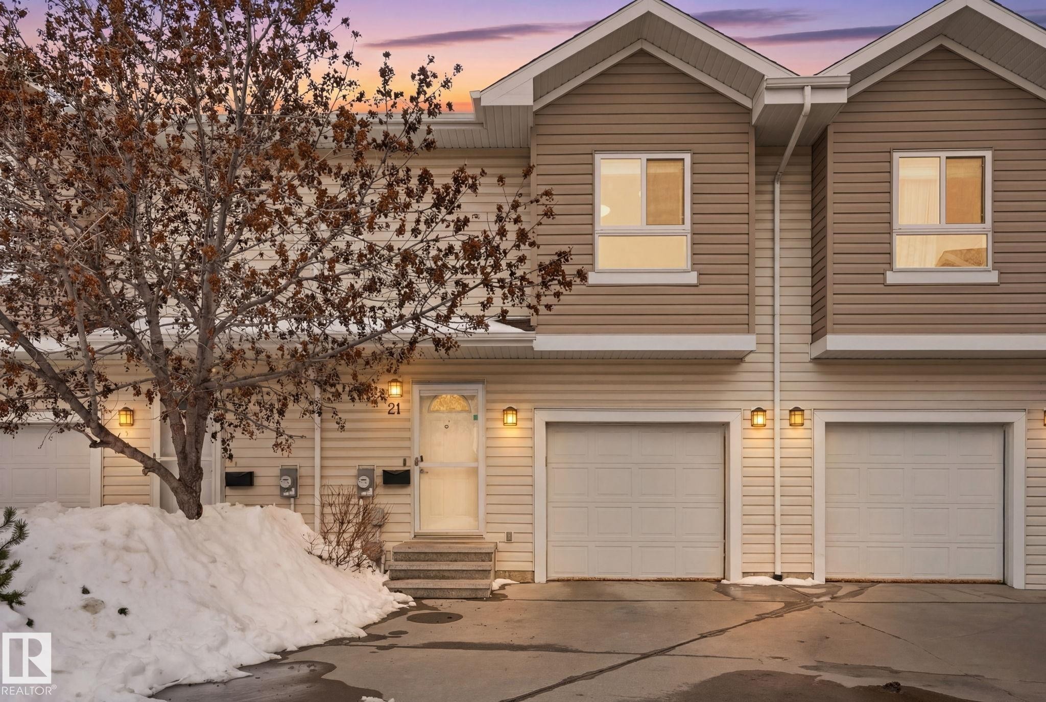 21 5120 164 Avenue, Edmonton, AB - Outdoor