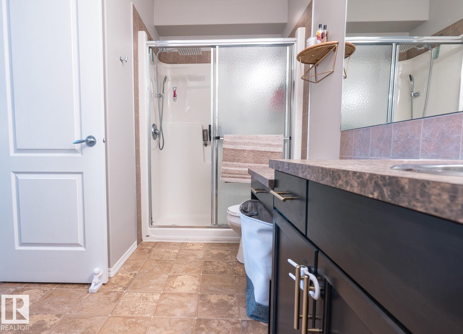 9 671 Silver Berry Road Nw, Edmonton, AB - Indoor