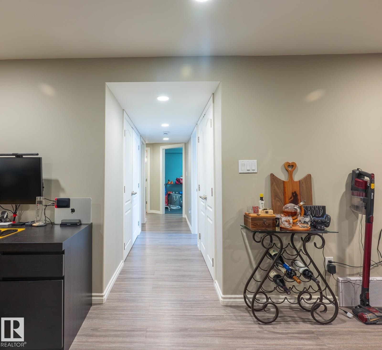 9 671 Silver Berry Road Nw, Edmonton, AB - Indoor Photo Showing Office