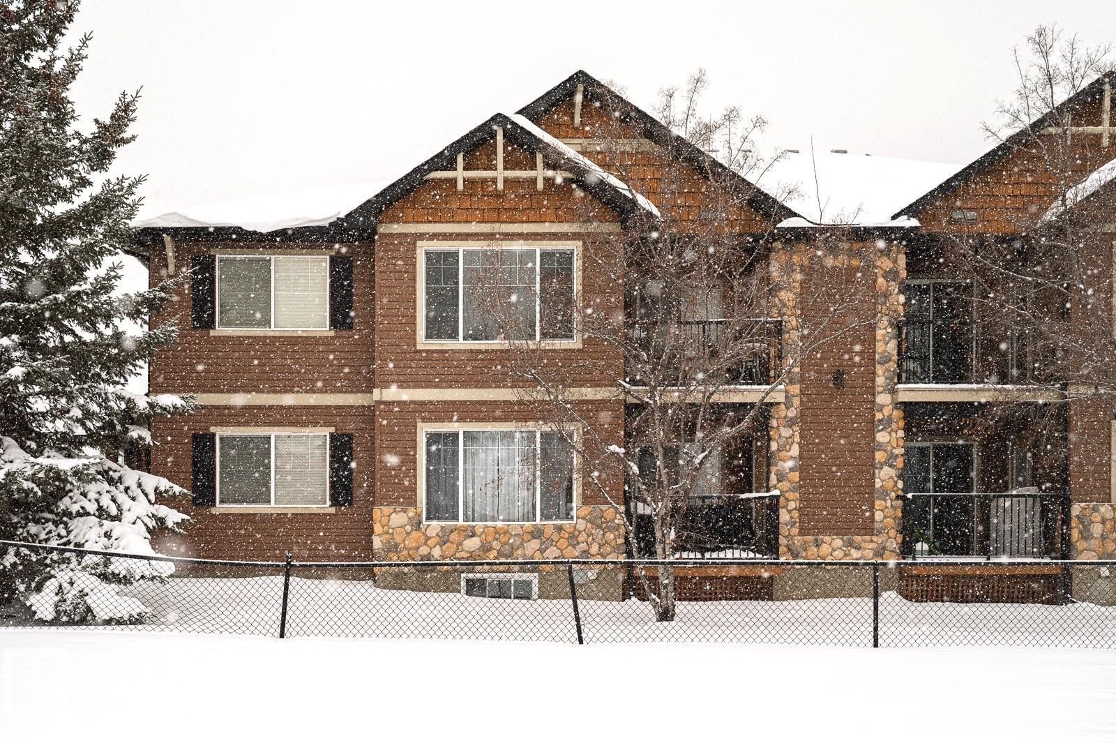 9 671 Silver Berry Road Nw, Edmonton, AB - Outdoor