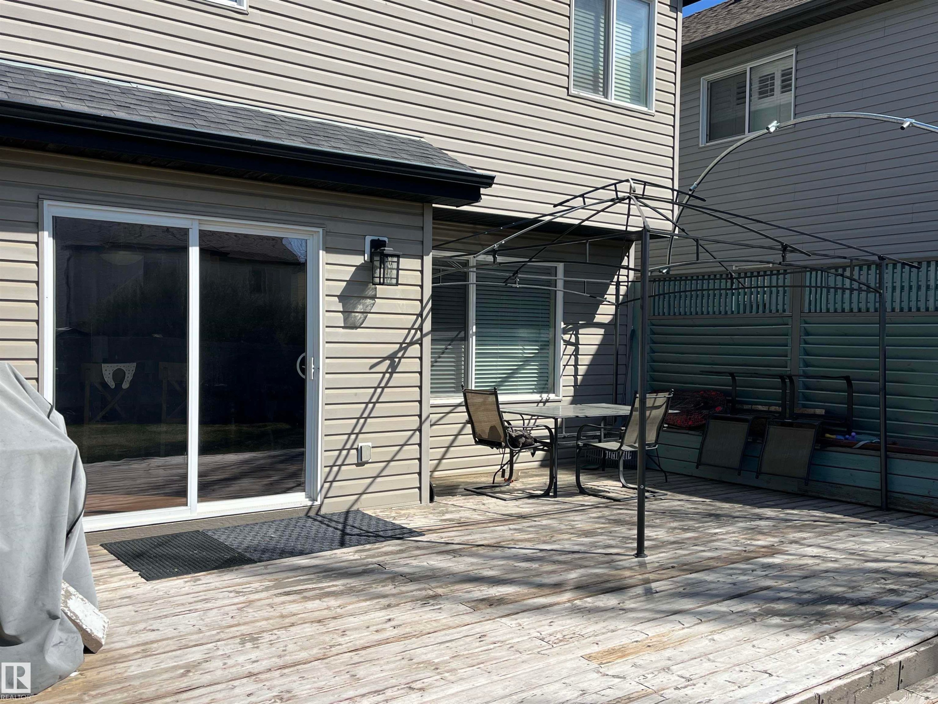 21907 95 Avenue, Edmonton, AB - Outdoor