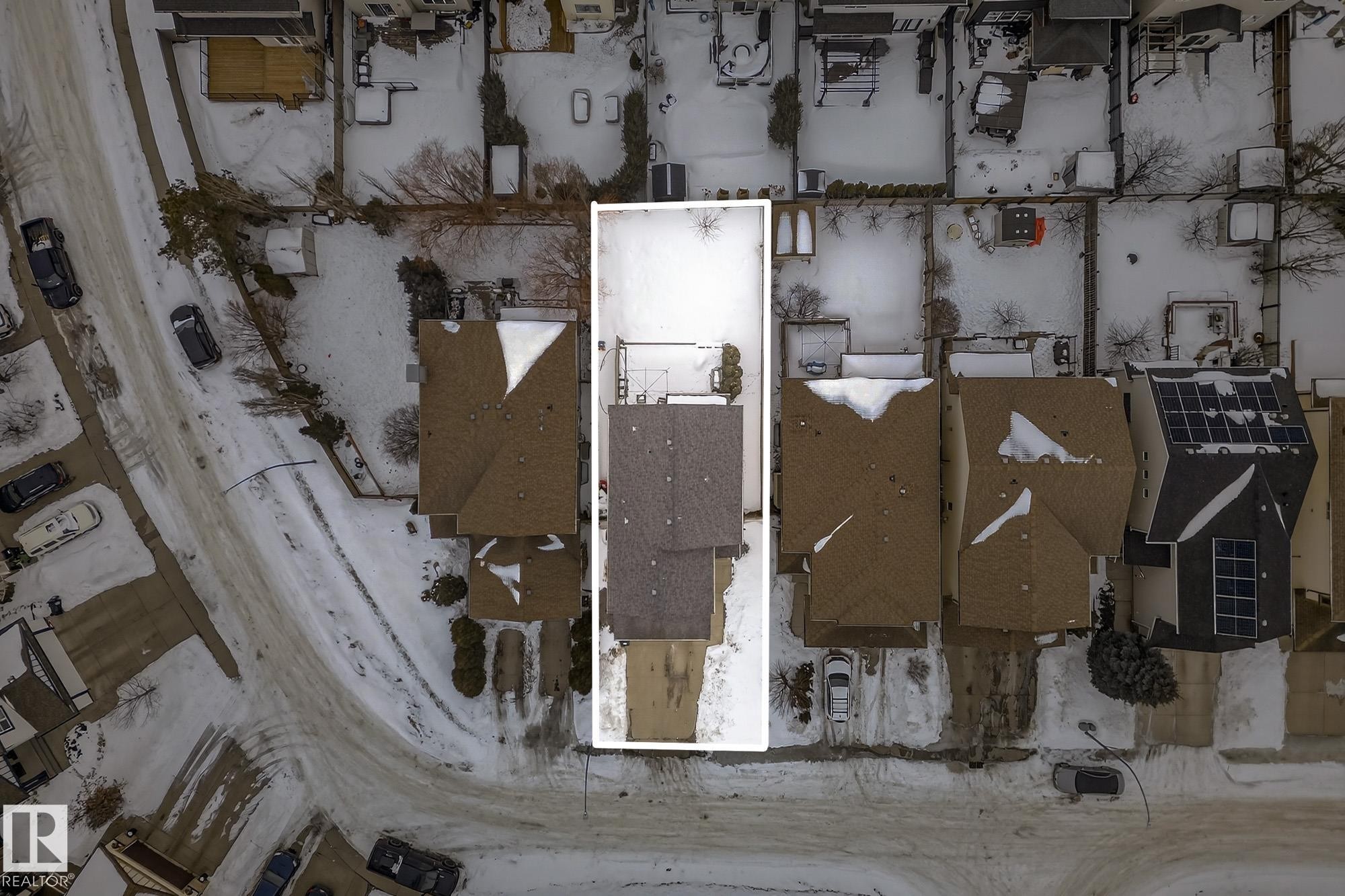 21907 95 Avenue, Edmonton, AB -