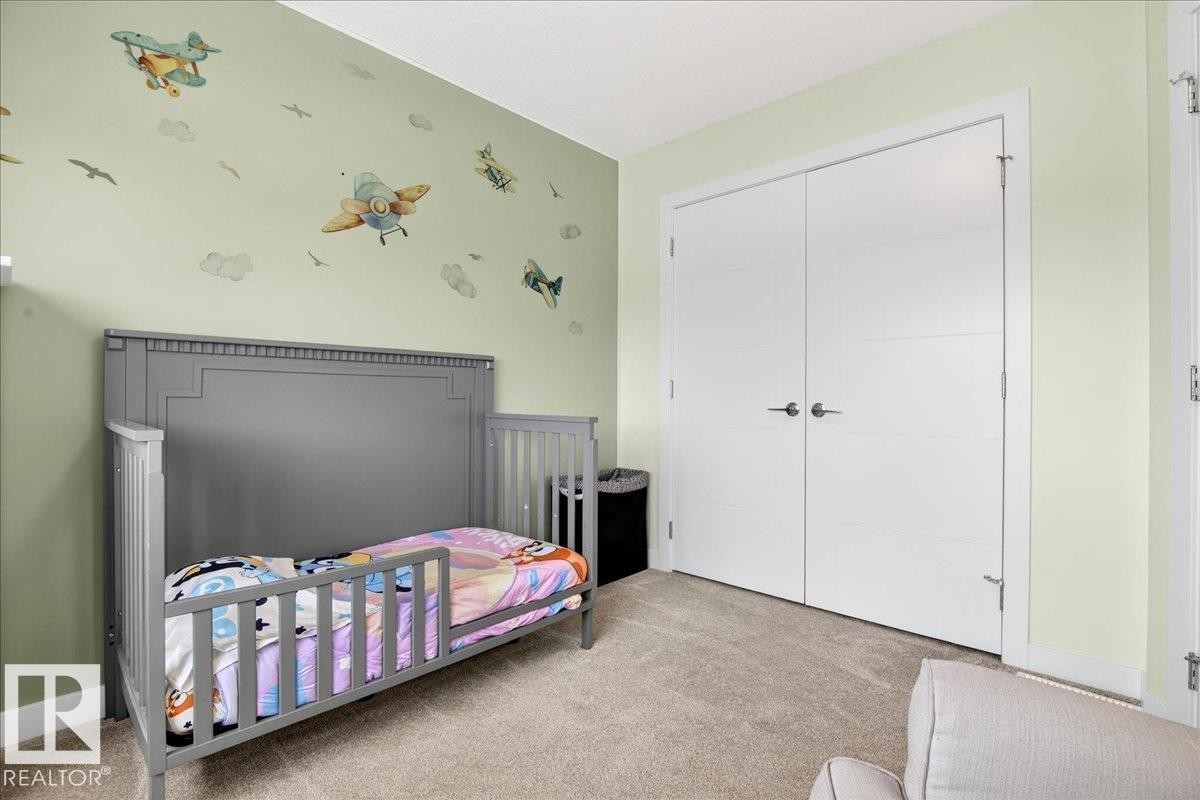 80 Maple Crescent, Gibbons, AB - Indoor Photo Showing Bedroom