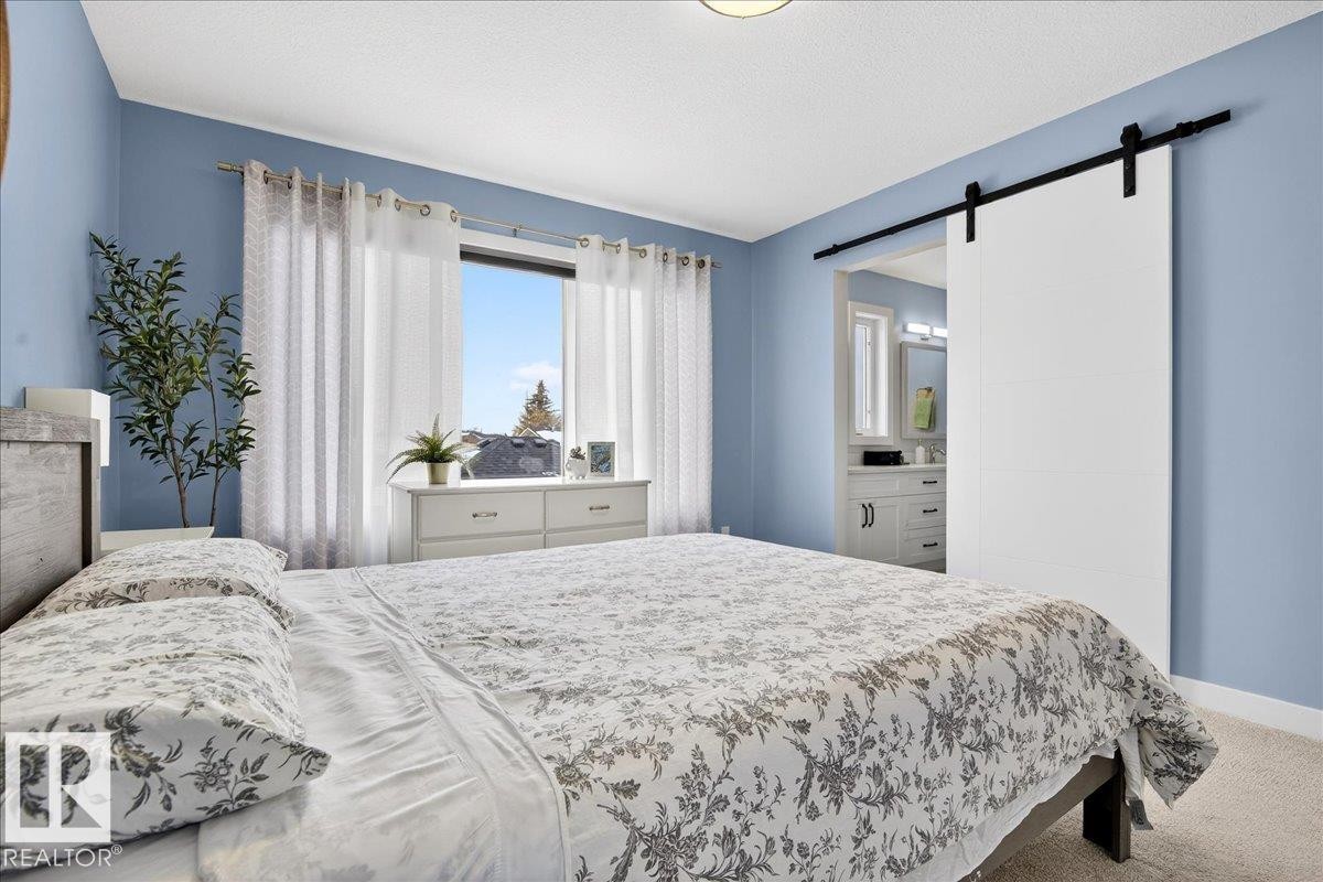 80 Maple Crescent, Gibbons, AB - Indoor Photo Showing Bedroom