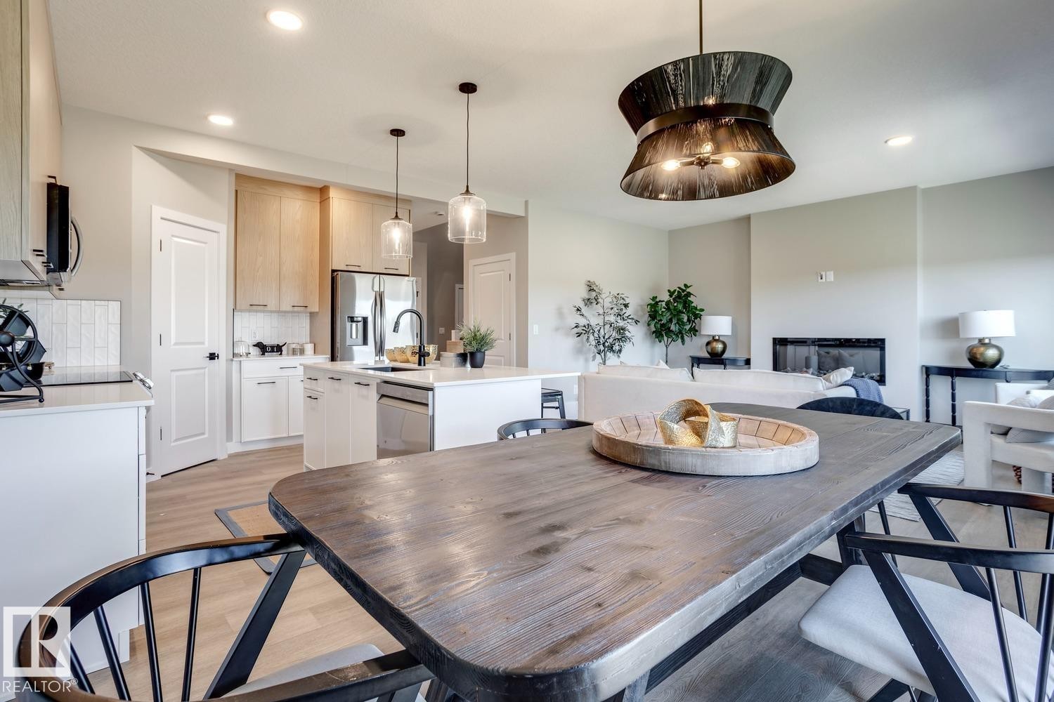 407 Brickyard Point(E), Stony Plain, AB - Indoor