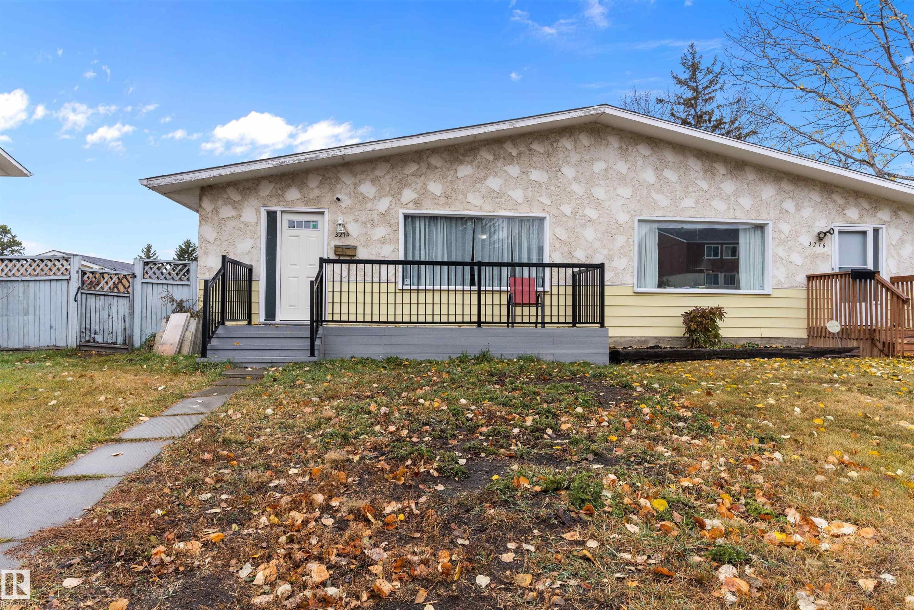 3214 71 Street, Edmonton, AB - Outdoor
