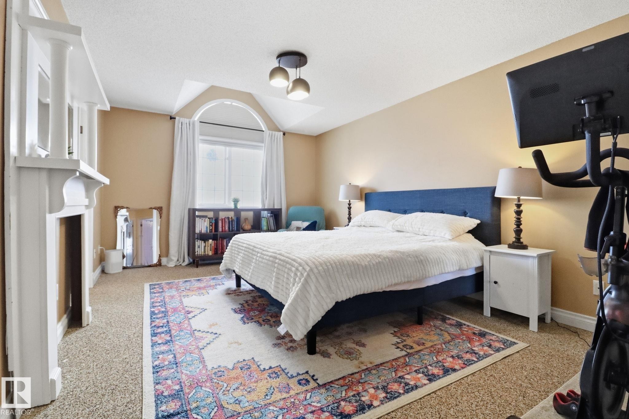 38 882 Ryan Place, Edmonton, AB - Indoor Photo Showing Bedroom