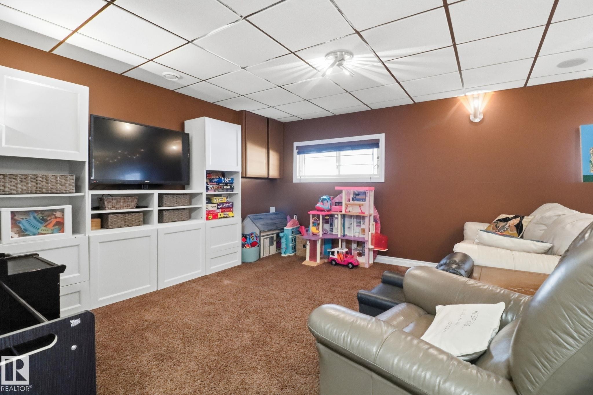 38 882 Ryan Place, Edmonton, AB - Indoor