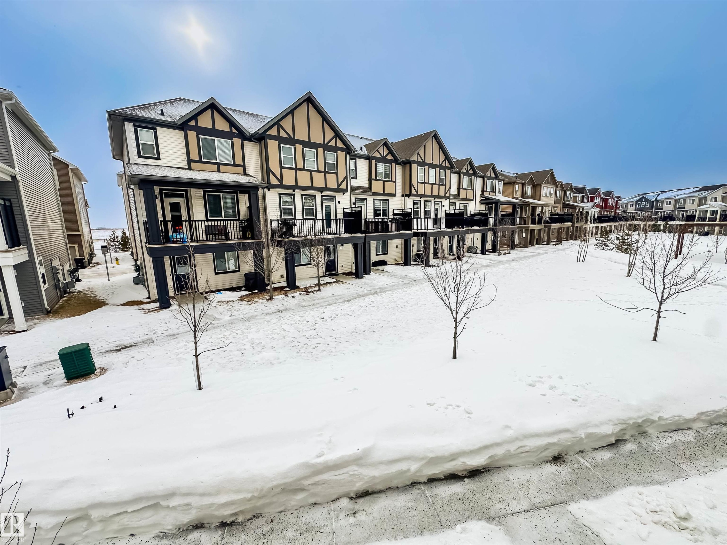 100 2072 Wonnacott Way, Edmonton, AB - Outdoor