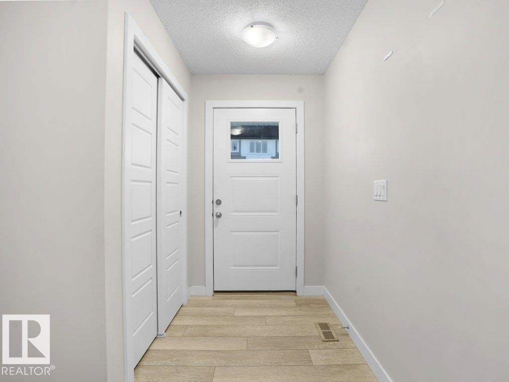 20329 15A Avenue, Edmonton, AB - Indoor Photo Showing Other Room