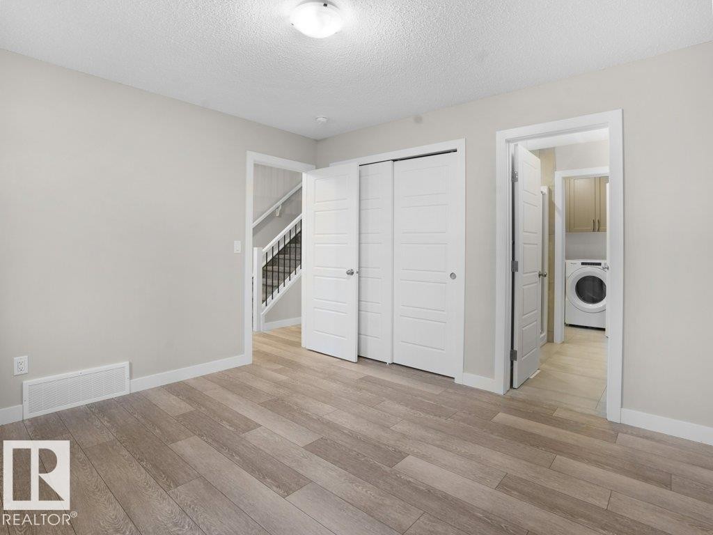 20329 15A Avenue, Edmonton, AB - Indoor