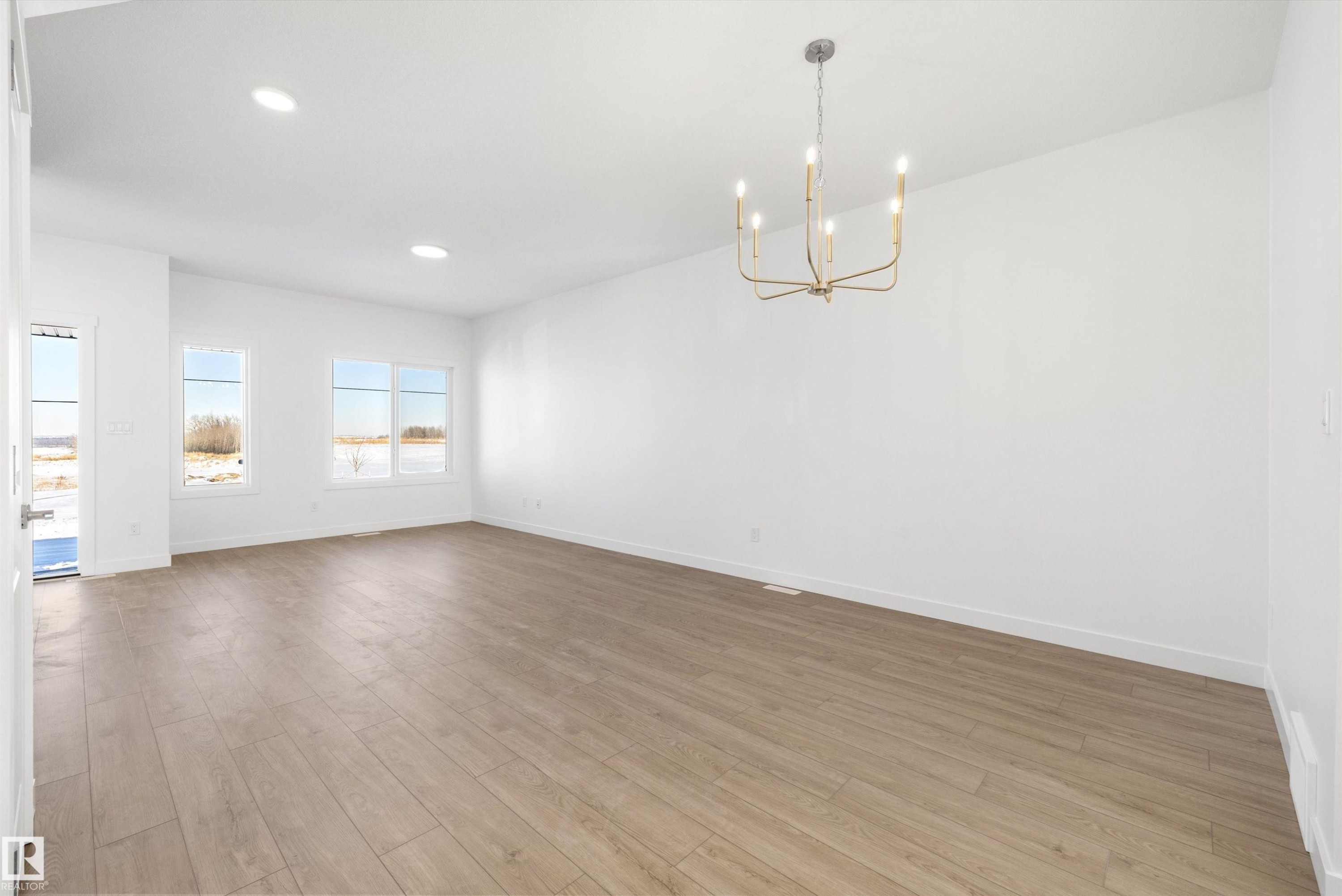 4594 Warbler Loop, Edmonton, AB - Indoor Photo Showing Other Room