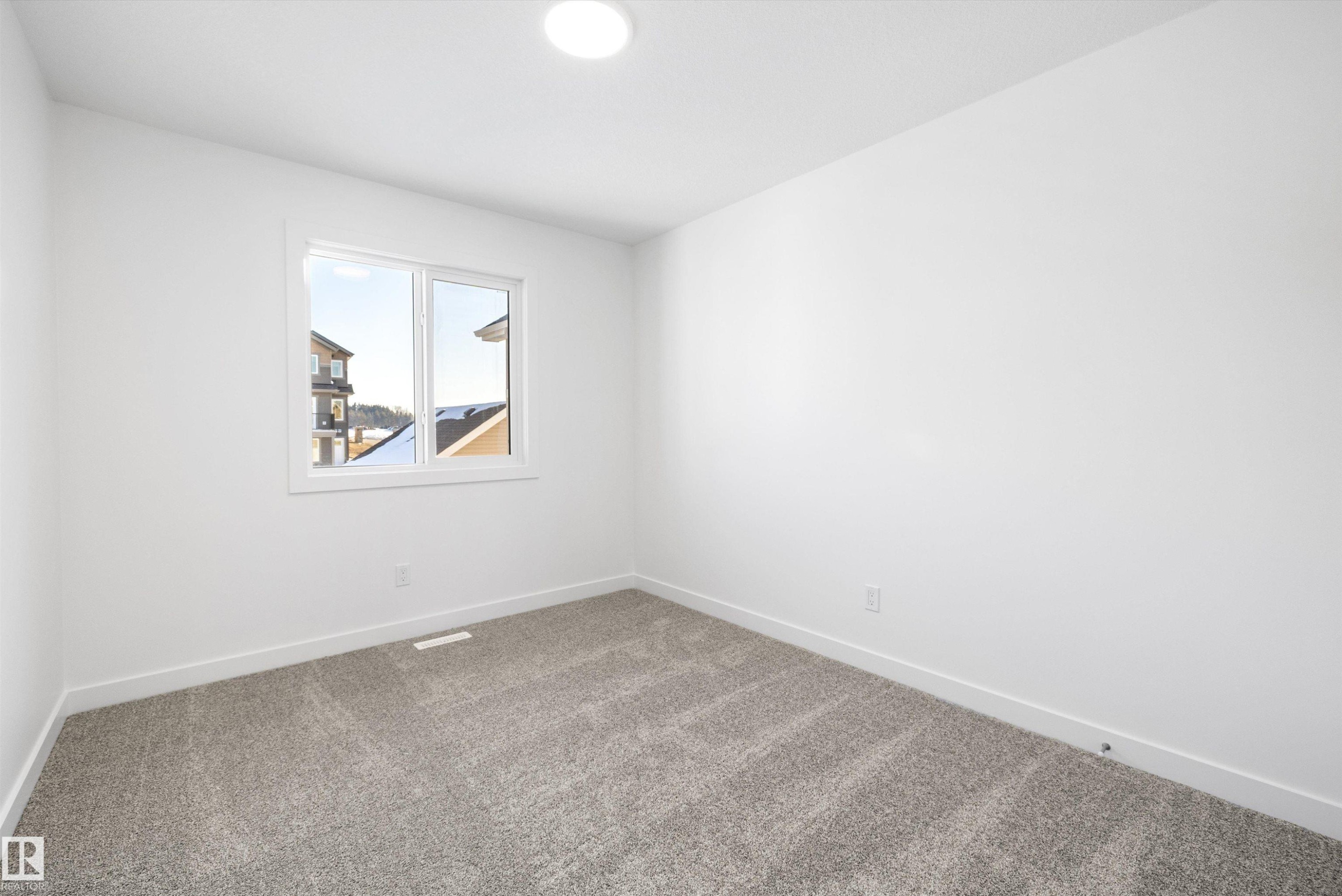 4594 Warbler Loop, Edmonton, AB - Indoor Photo Showing Other Room