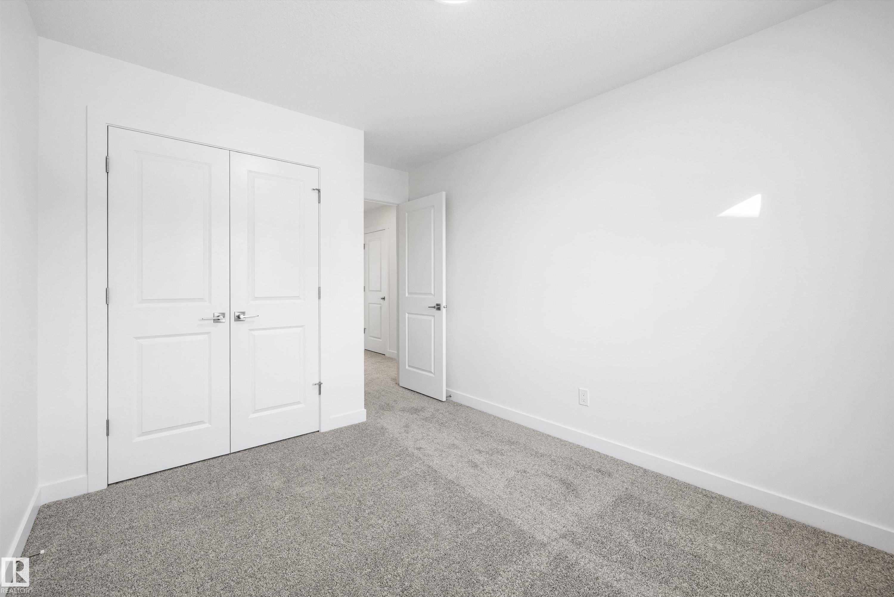 4594 Warbler Loop, Edmonton, AB - Indoor Photo Showing Other Room