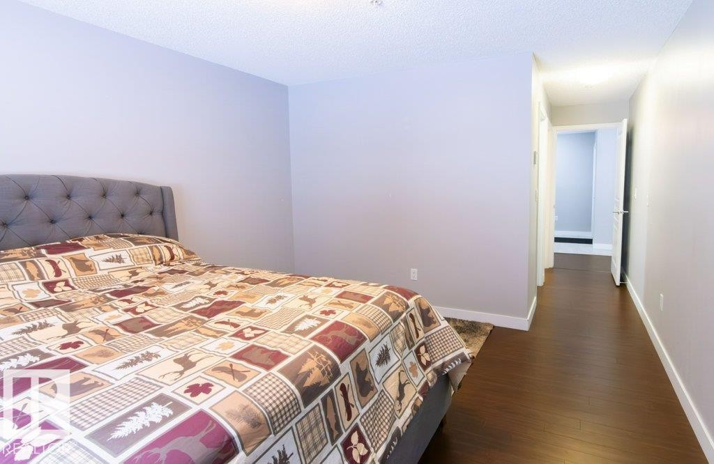 107 2045 Grantham Crest, Edmonton, AB - Indoor Photo Showing Bedroom