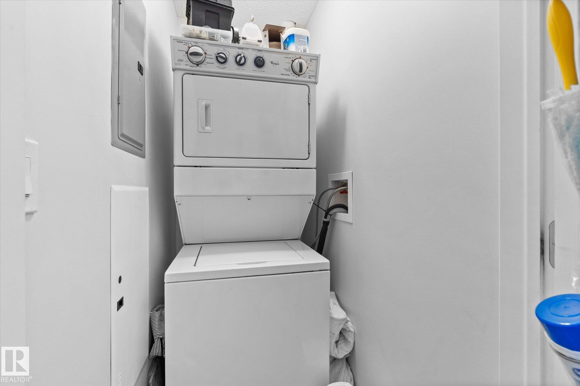 112 2208 44 Avenue, Edmonton, AB - Indoor Photo Showing Laundry Room