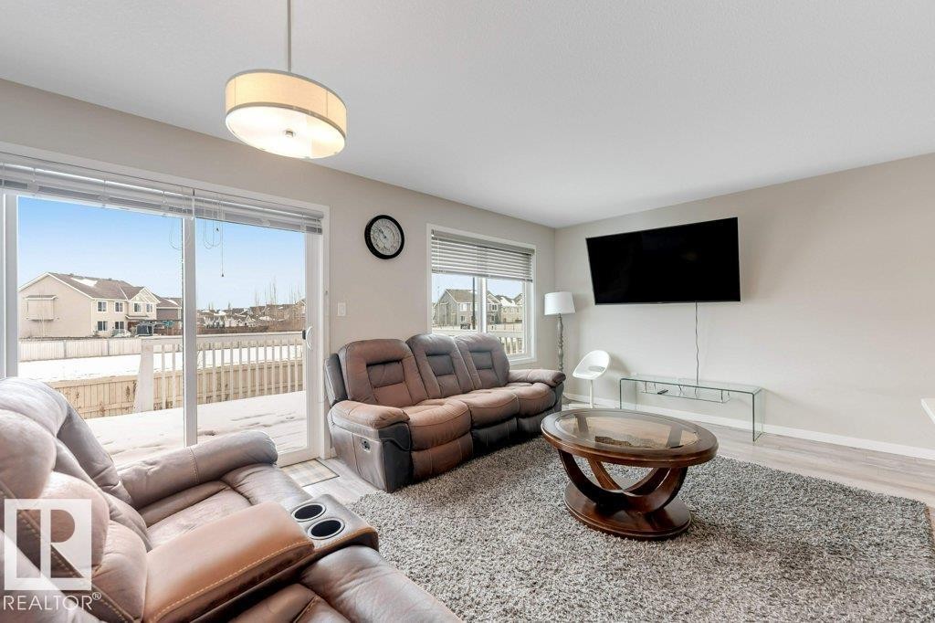 2777 Chokecherry Place, Edmonton, AB - Indoor Photo Showing Living Room