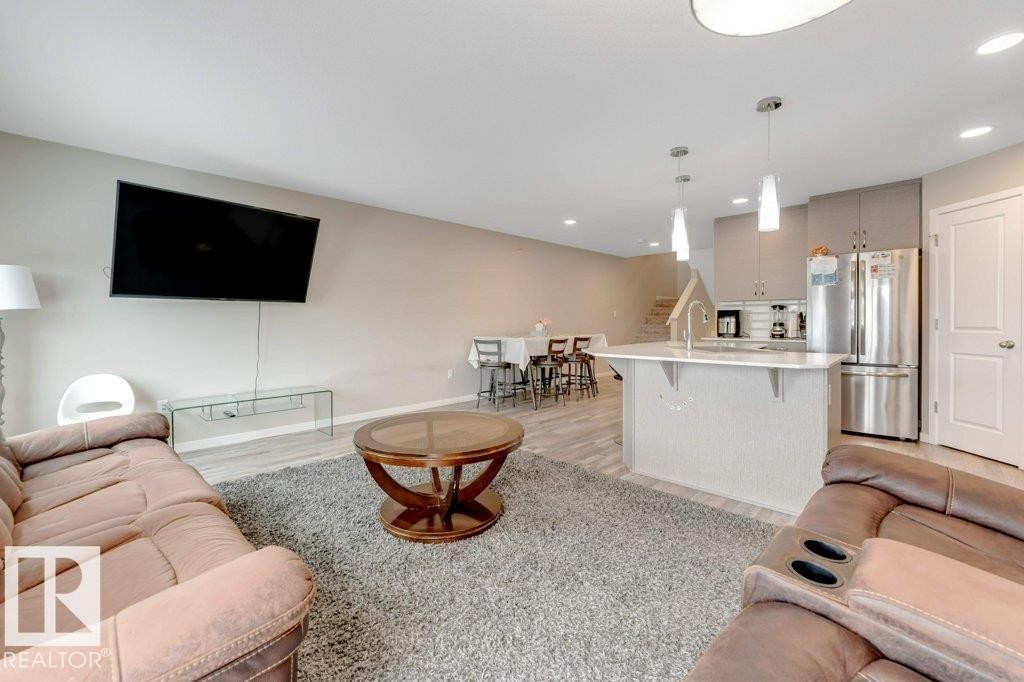 2777 Chokecherry Place, Edmonton, AB - Indoor