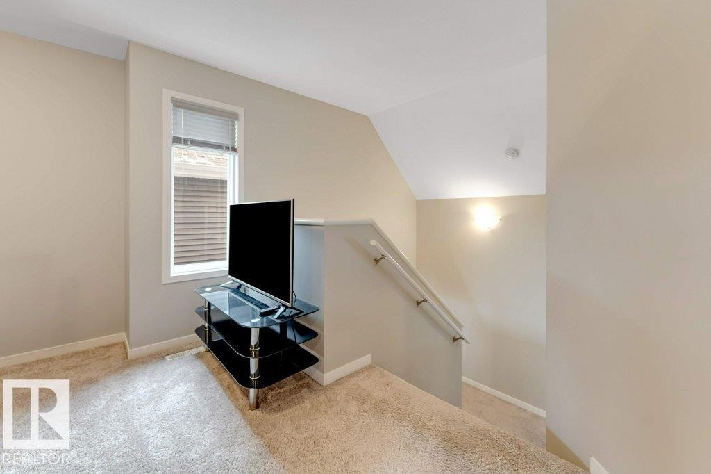 2777 Chokecherry Place, Edmonton, AB - Indoor Photo Showing Other Room