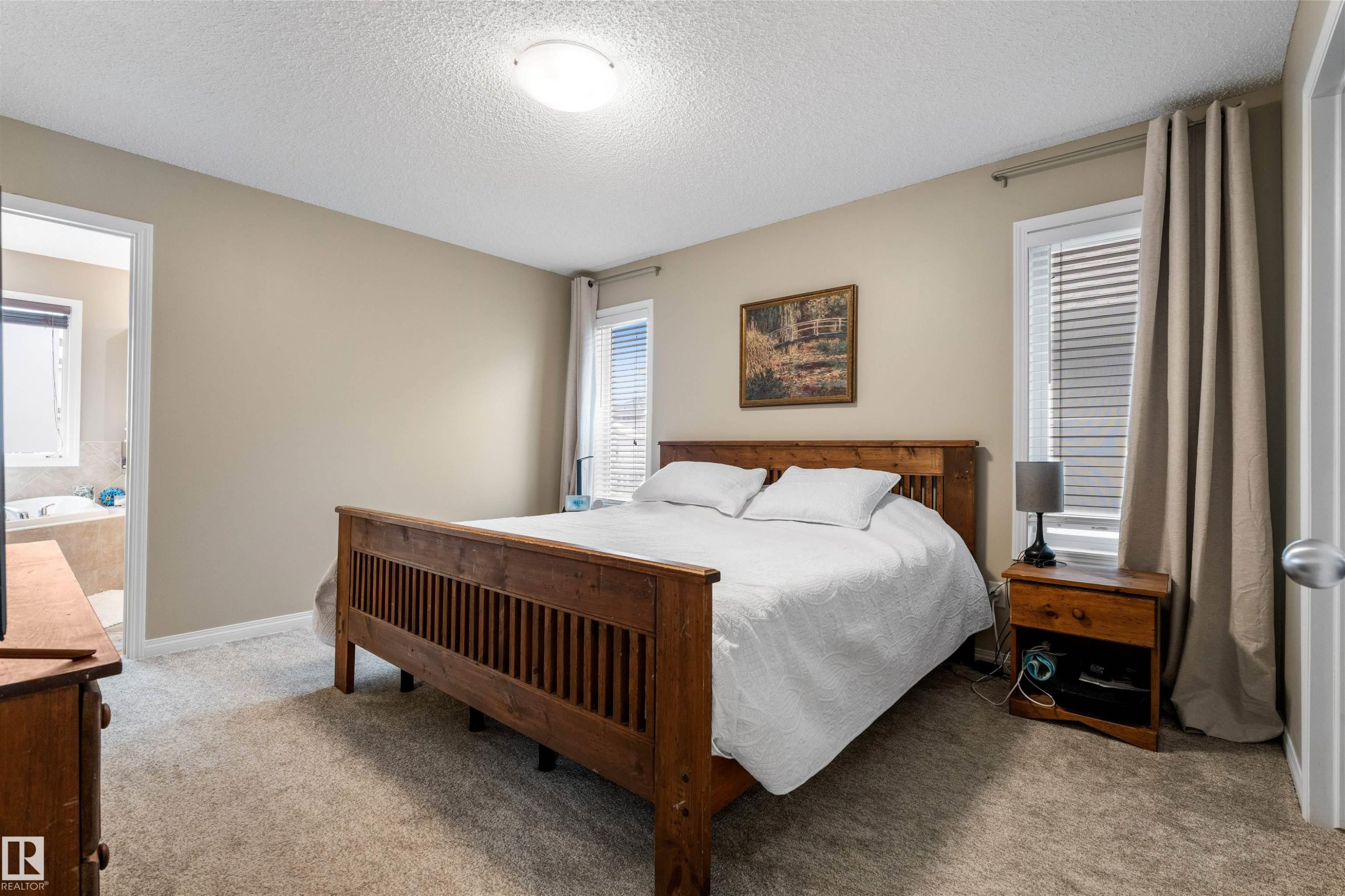 7422 Singer Landing, Edmonton, AB - Indoor Photo Showing Bedroom